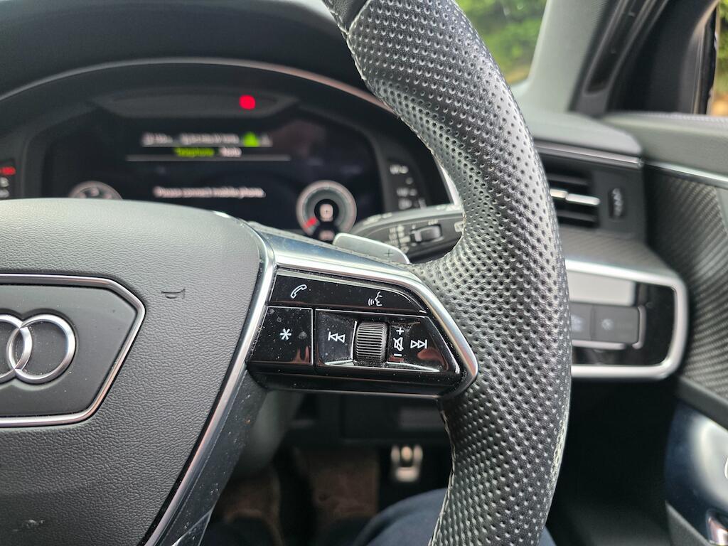 Audi A6 Avant - Image 32