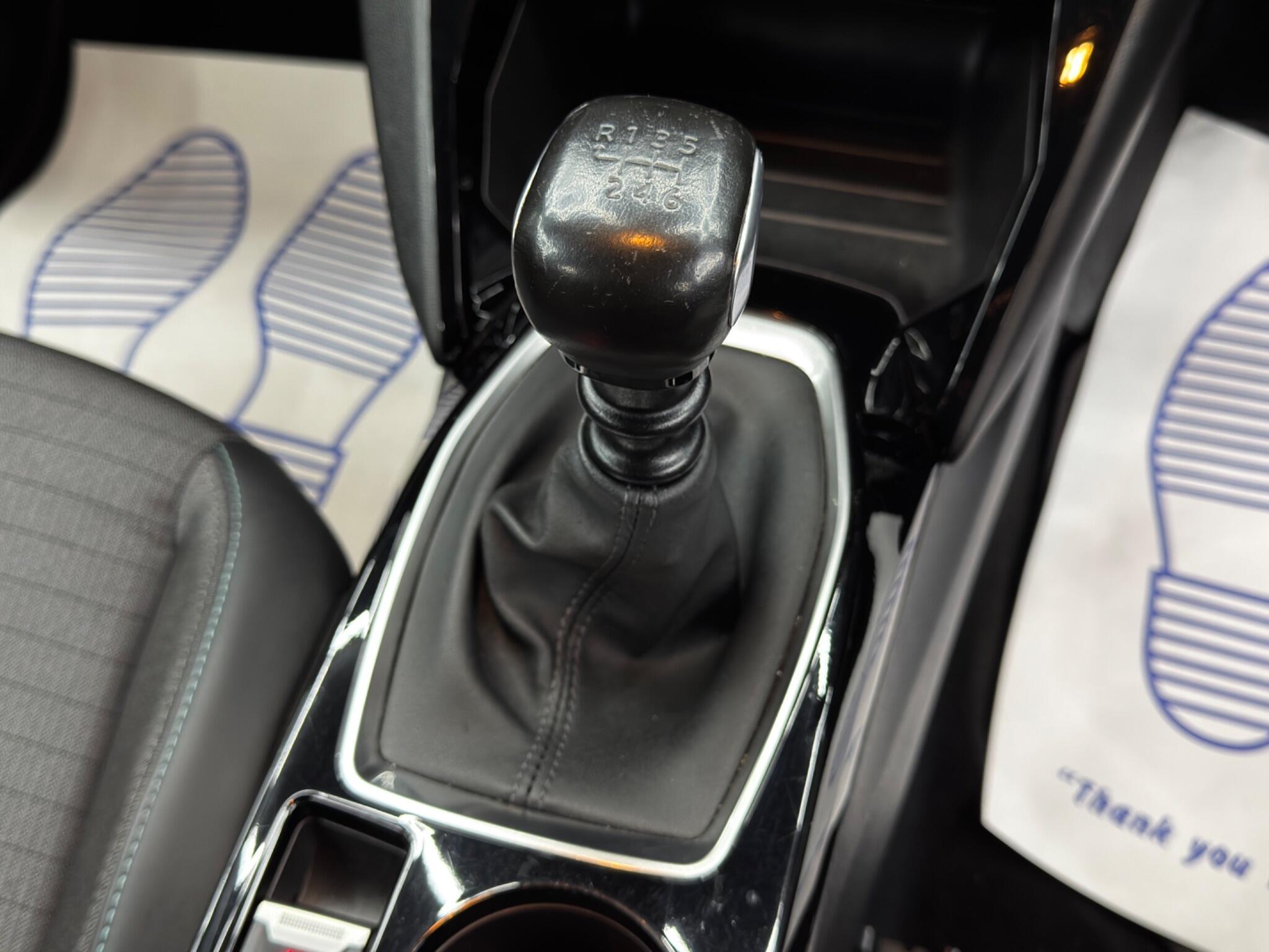 Peugeot 208 - Image 26