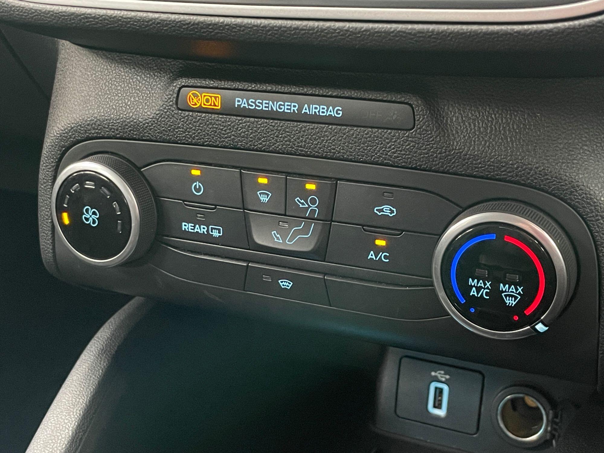 Ford Focus Diesel Estate - Image 43