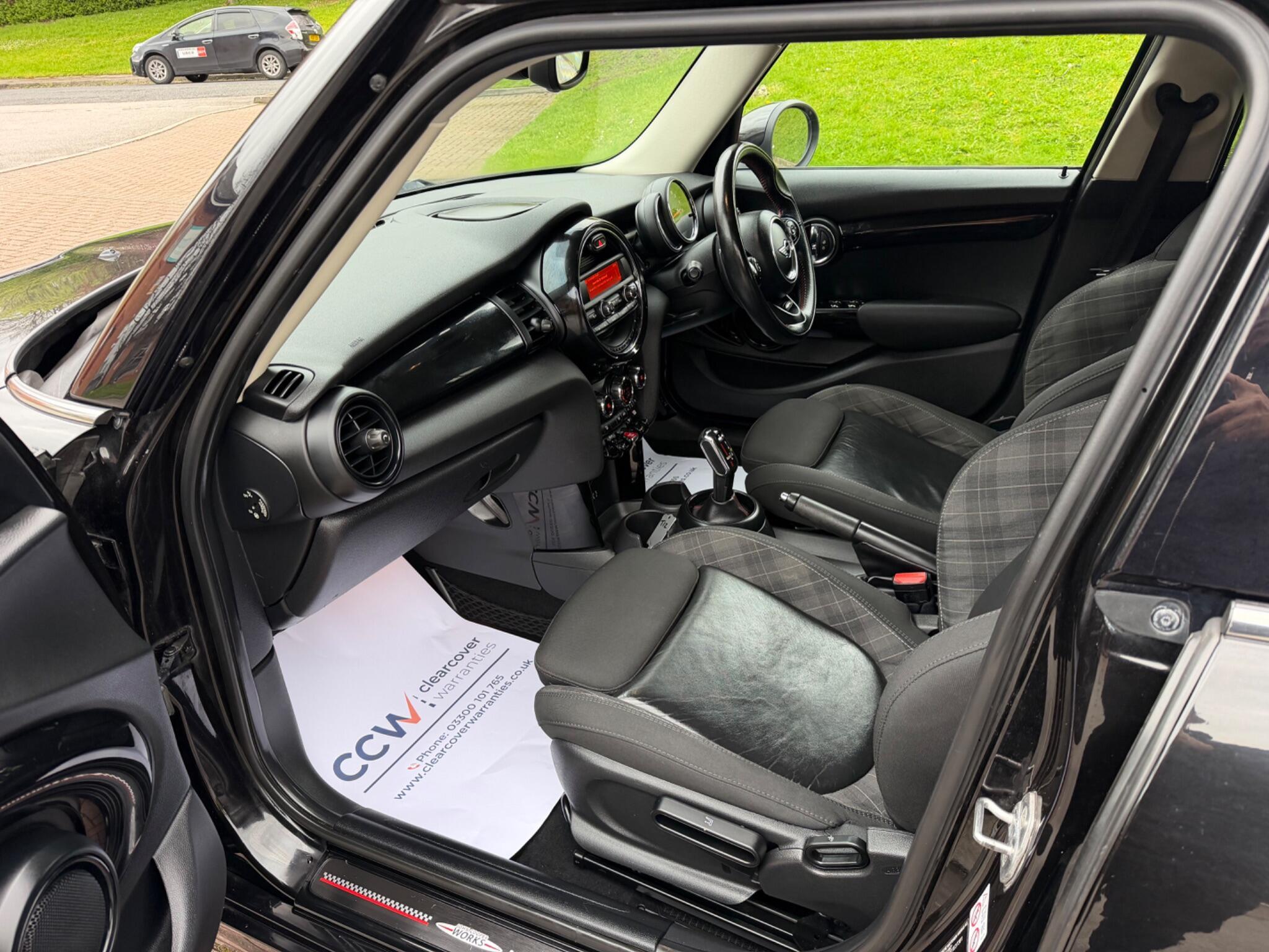 MINI Hatch - Image 29