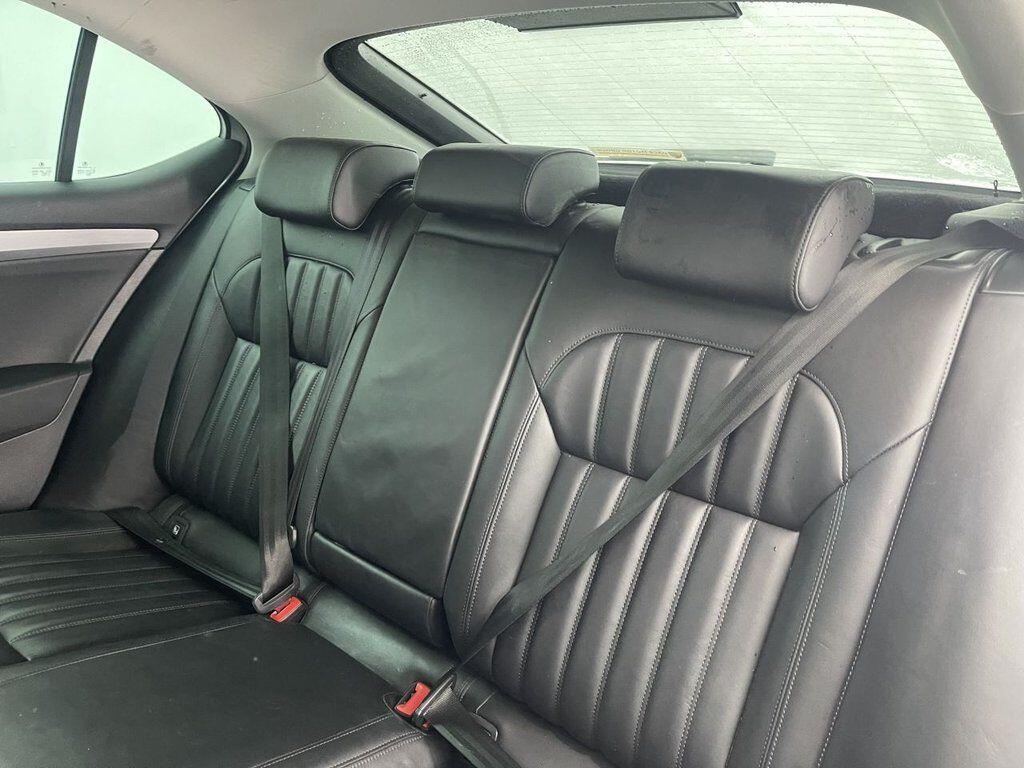 Skoda Superb - Image 17