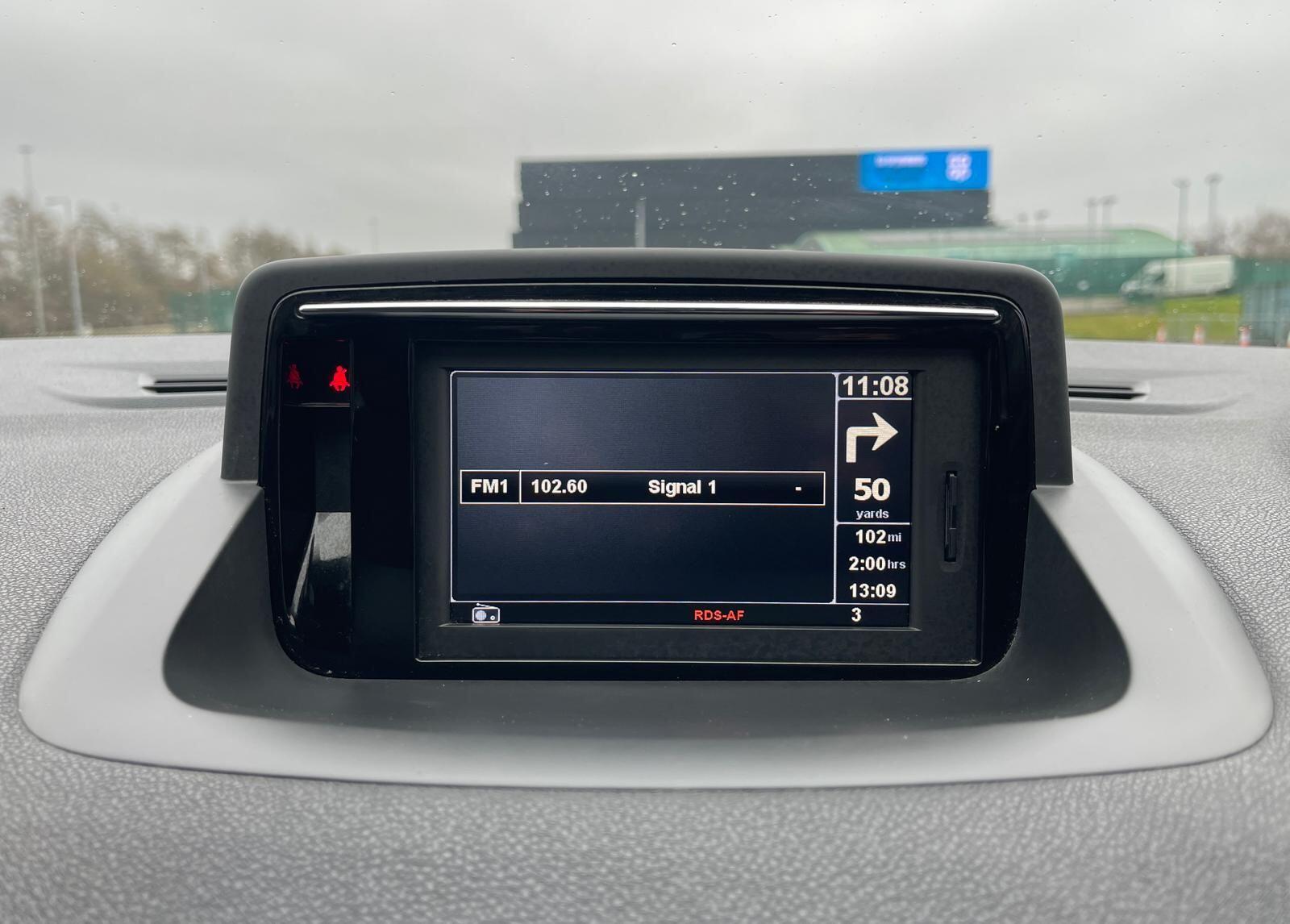 Renault Megane - Image 38