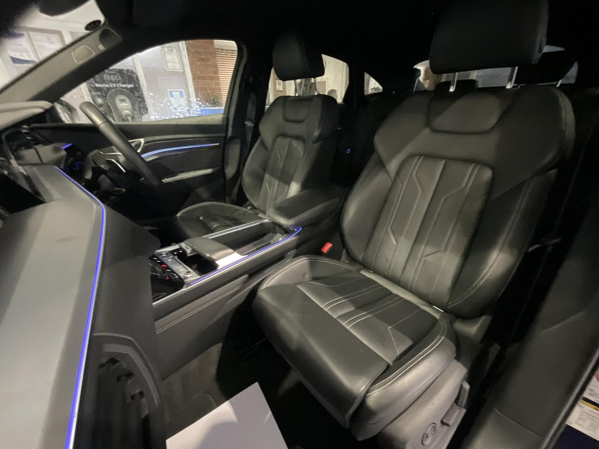 Audi E-Tron - Image 17