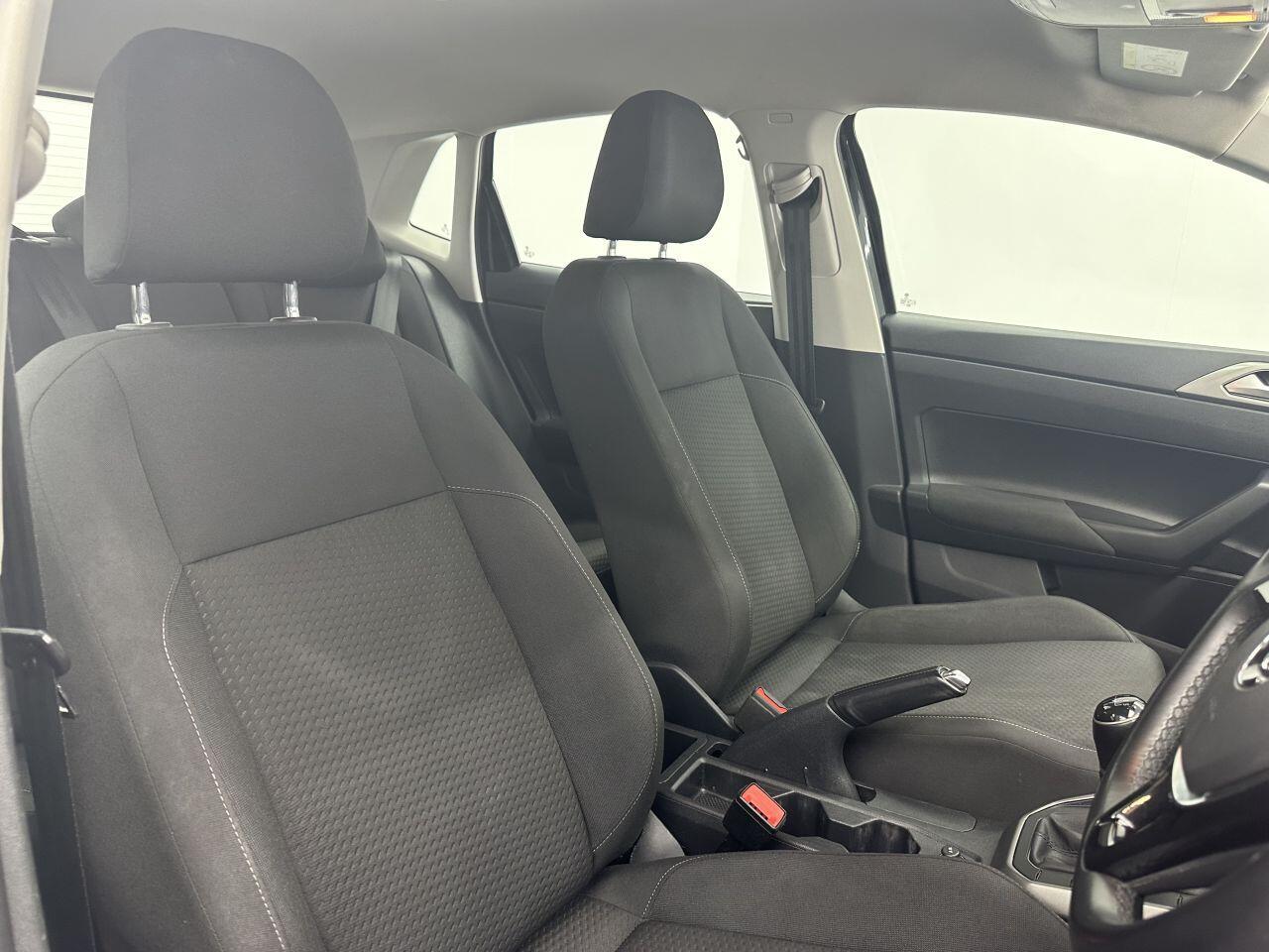 Volkswagen Polo - Image 24