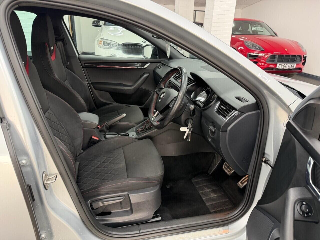 Skoda Octavia - Image 13