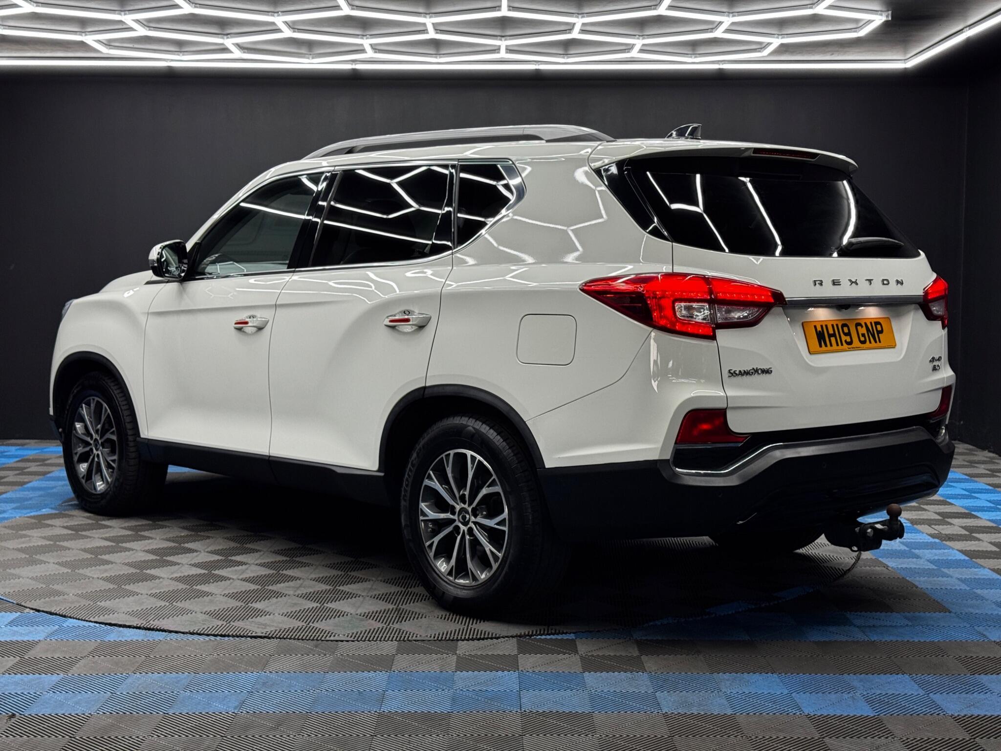 Ssangyong Rexton - Image 7