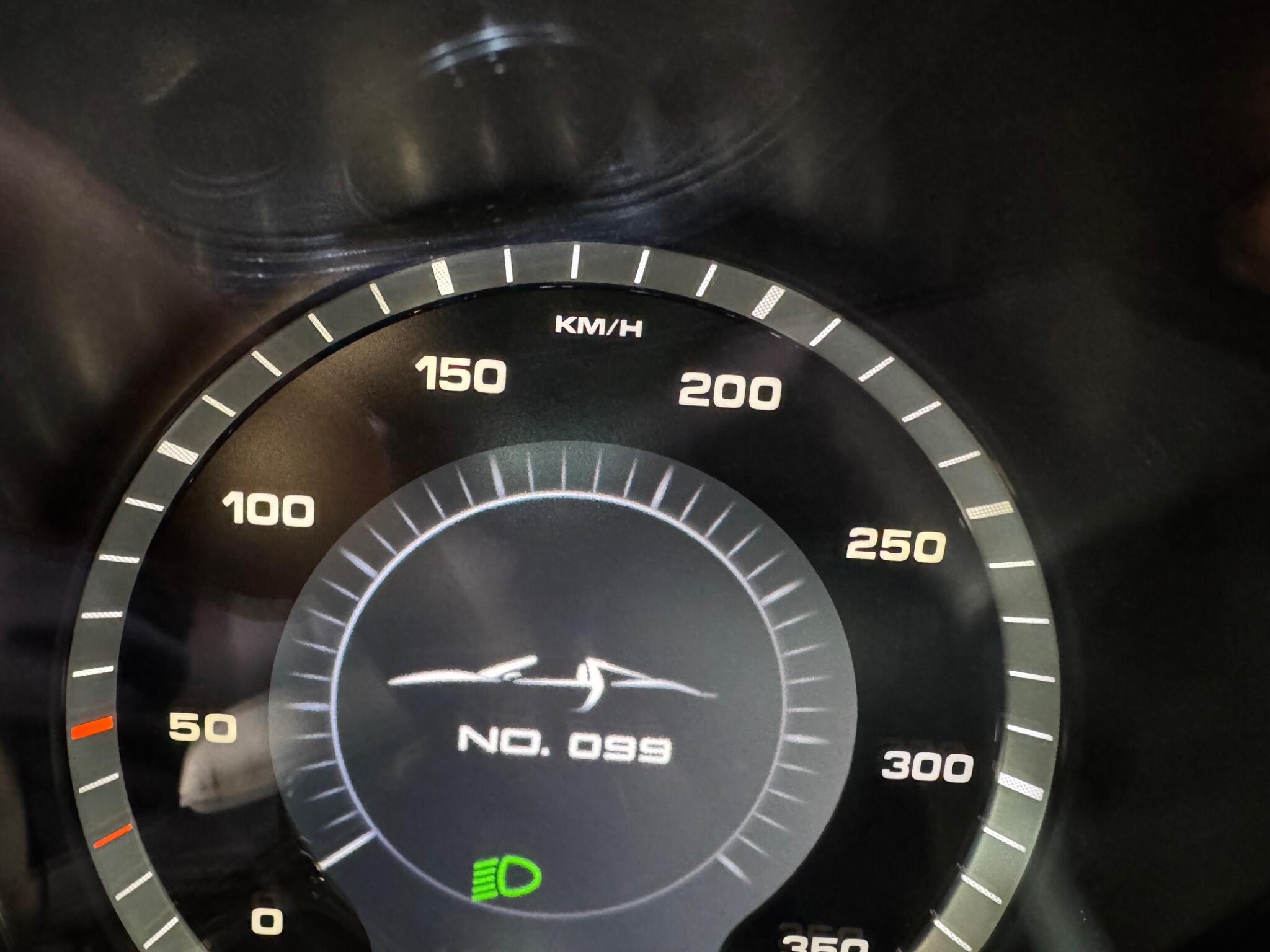 Porsche 918 - Image 13