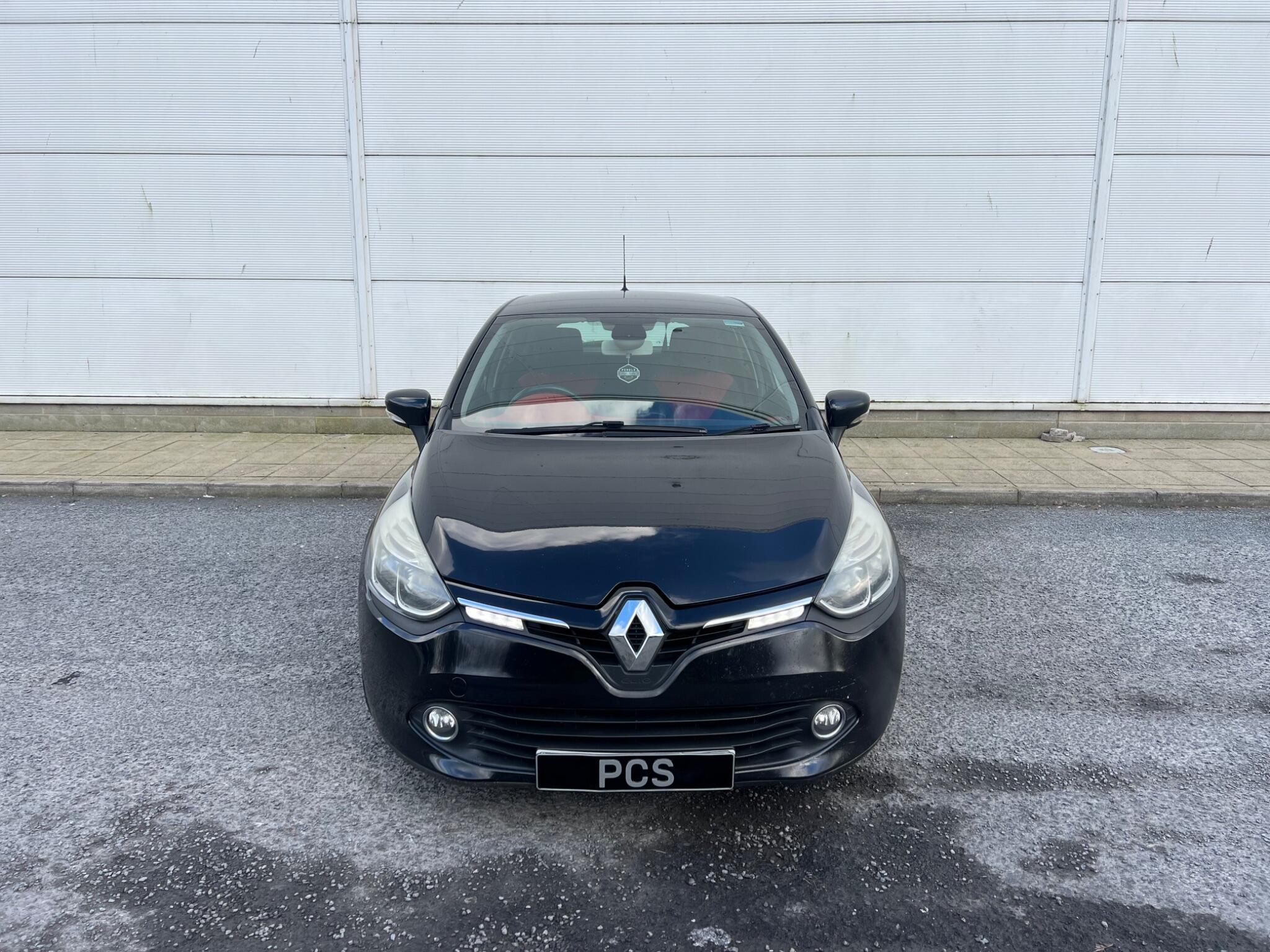 Renault Clio - Image 4