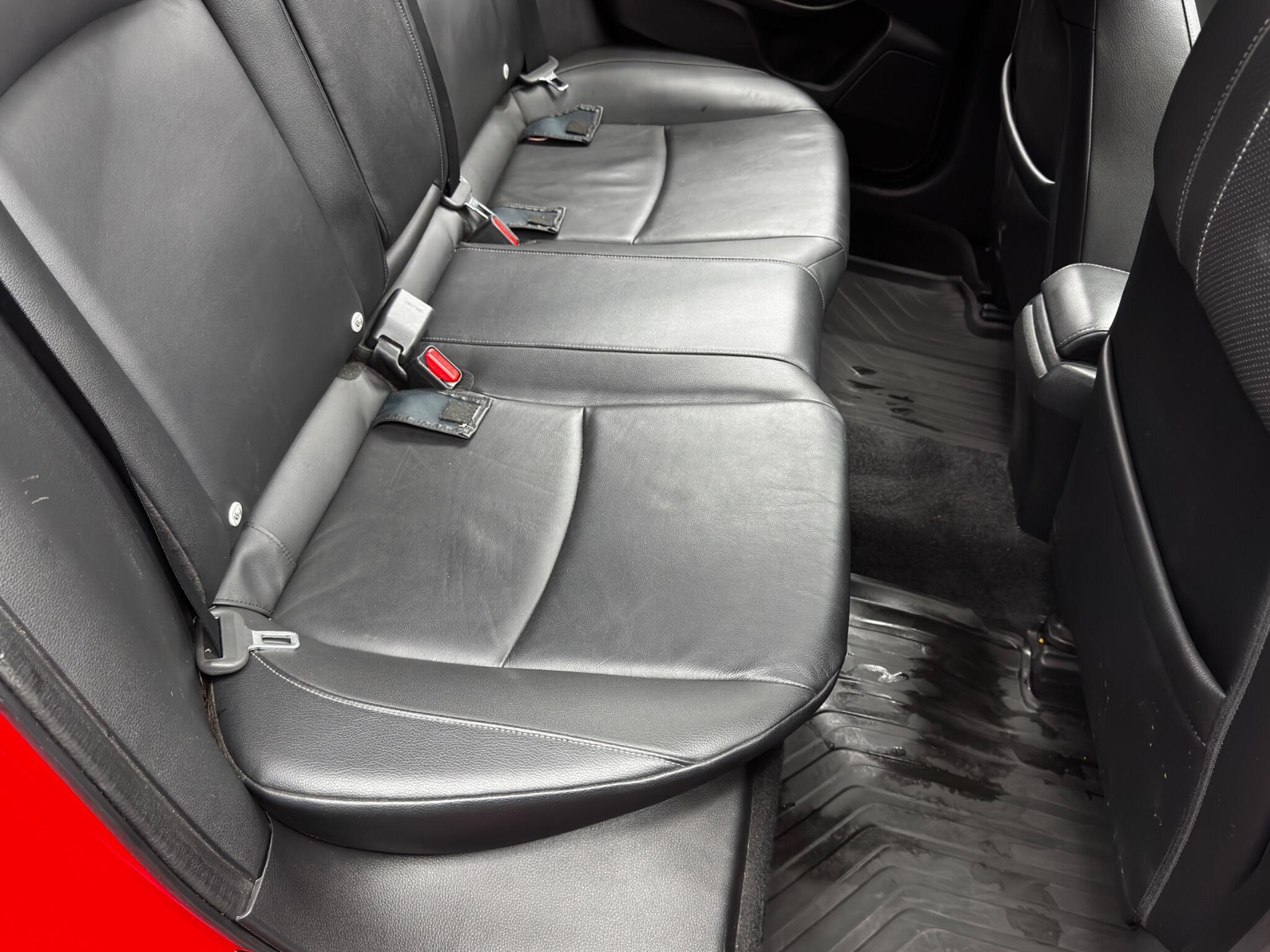 Honda Civic - Image 16