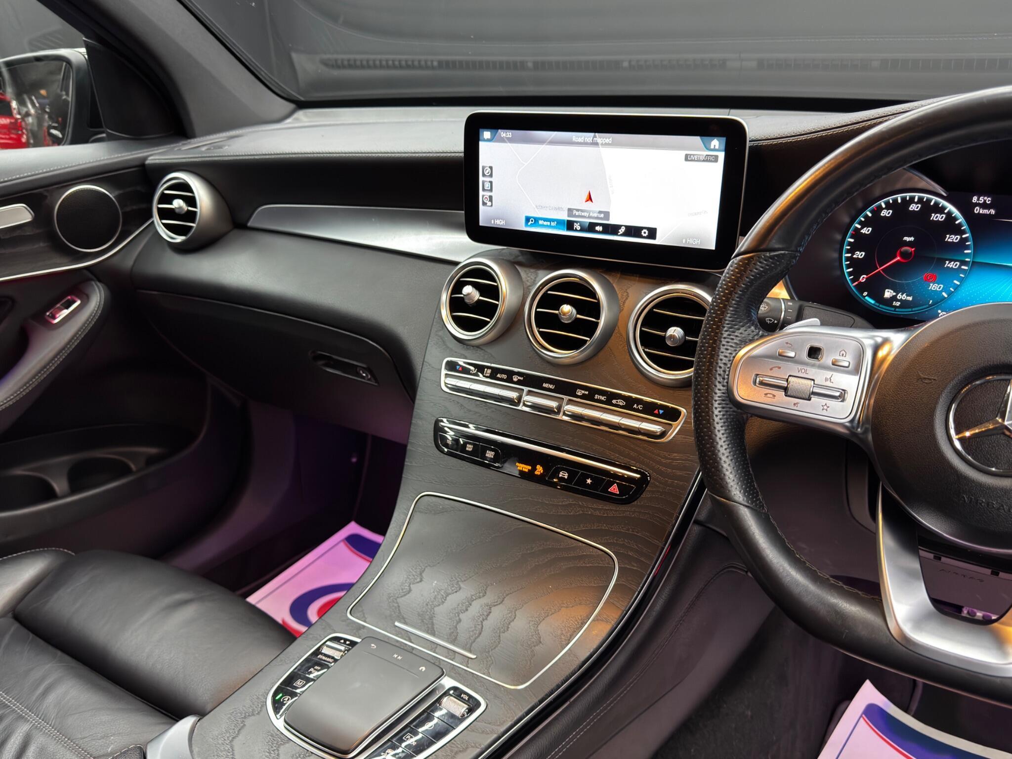 Mercedes GLC - Image 24