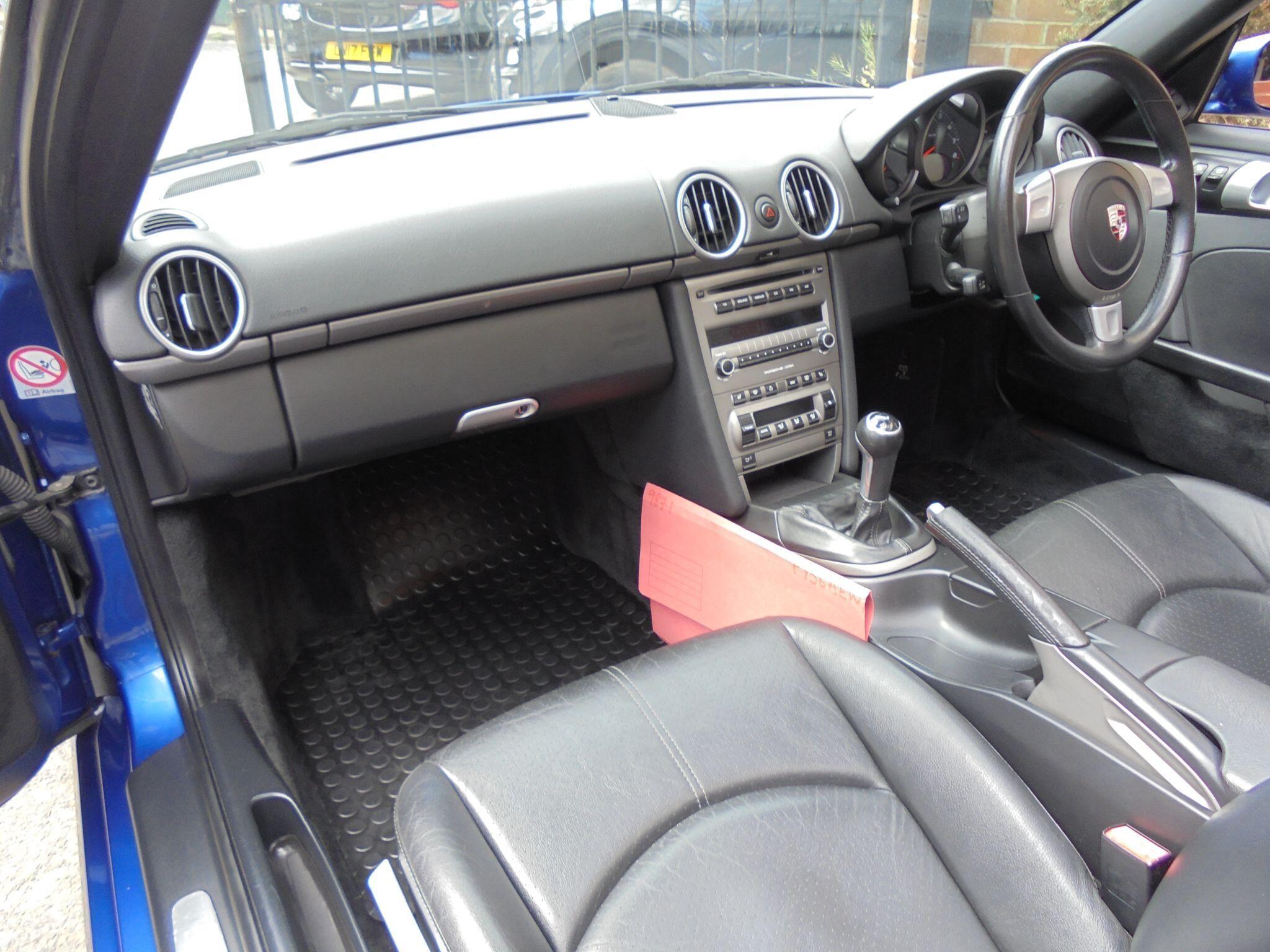 Porsche Boxster - Image 12