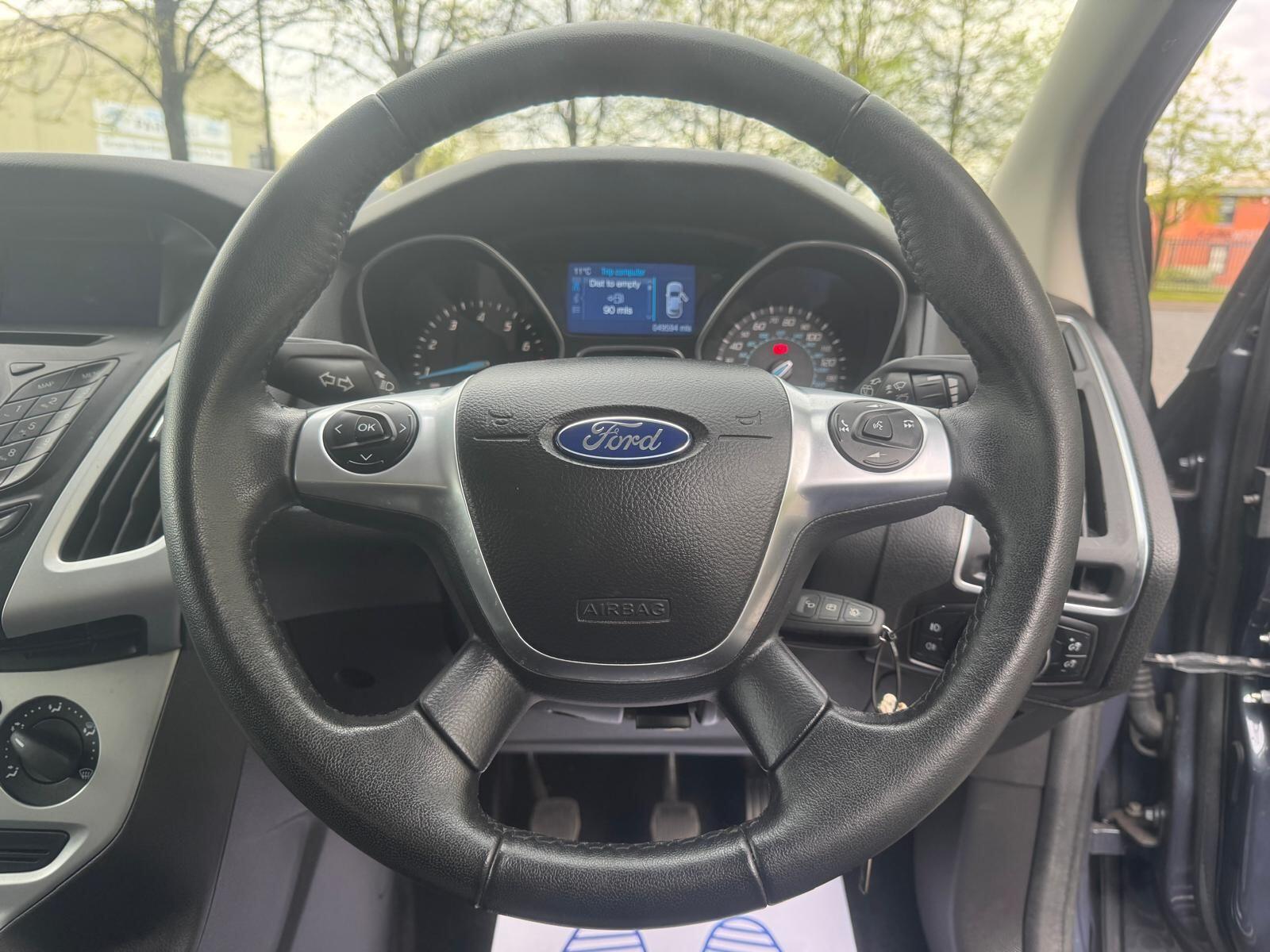 Ford Focus - Image 39