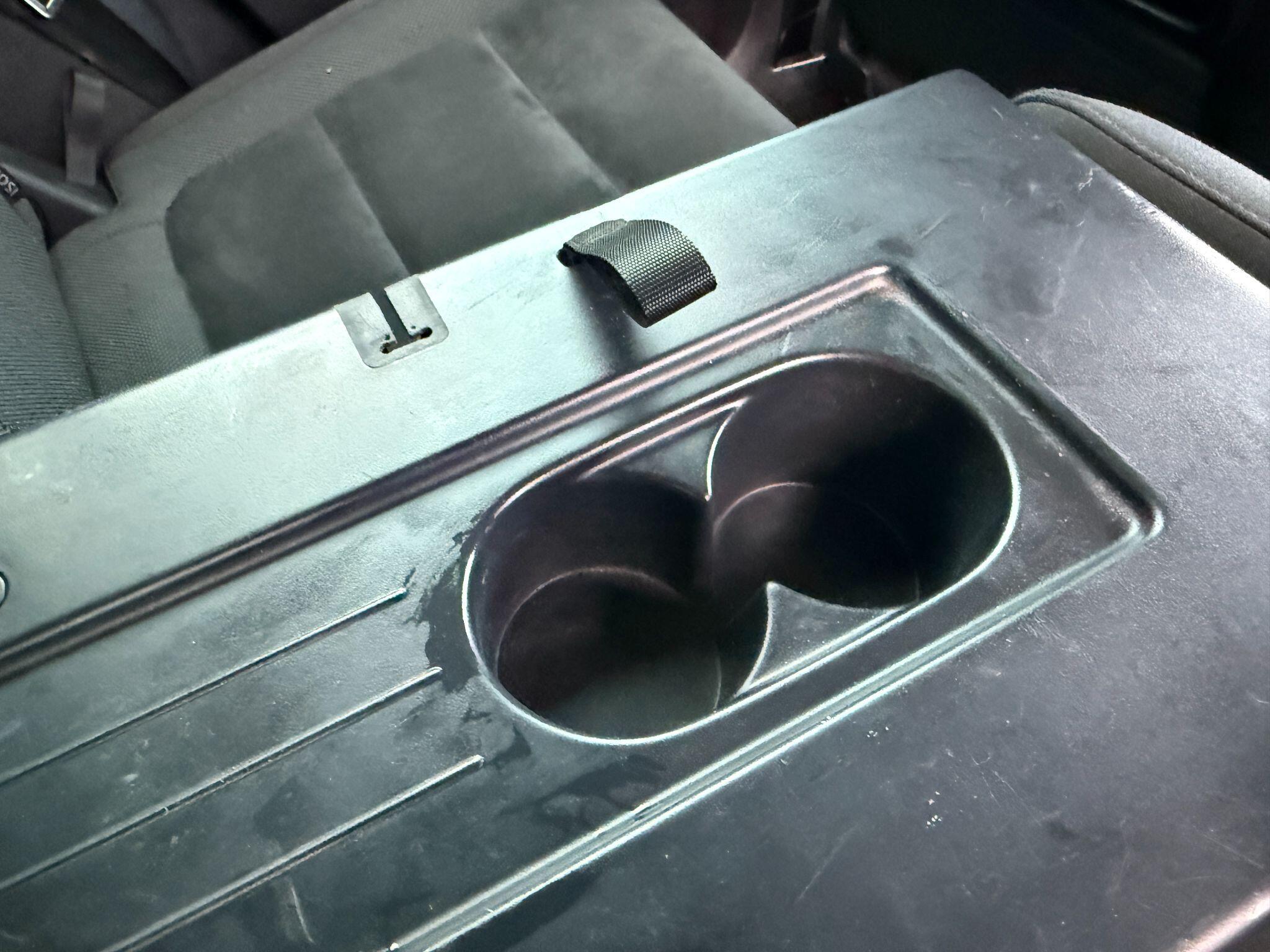 Volkswagen Tiguan - Image 36