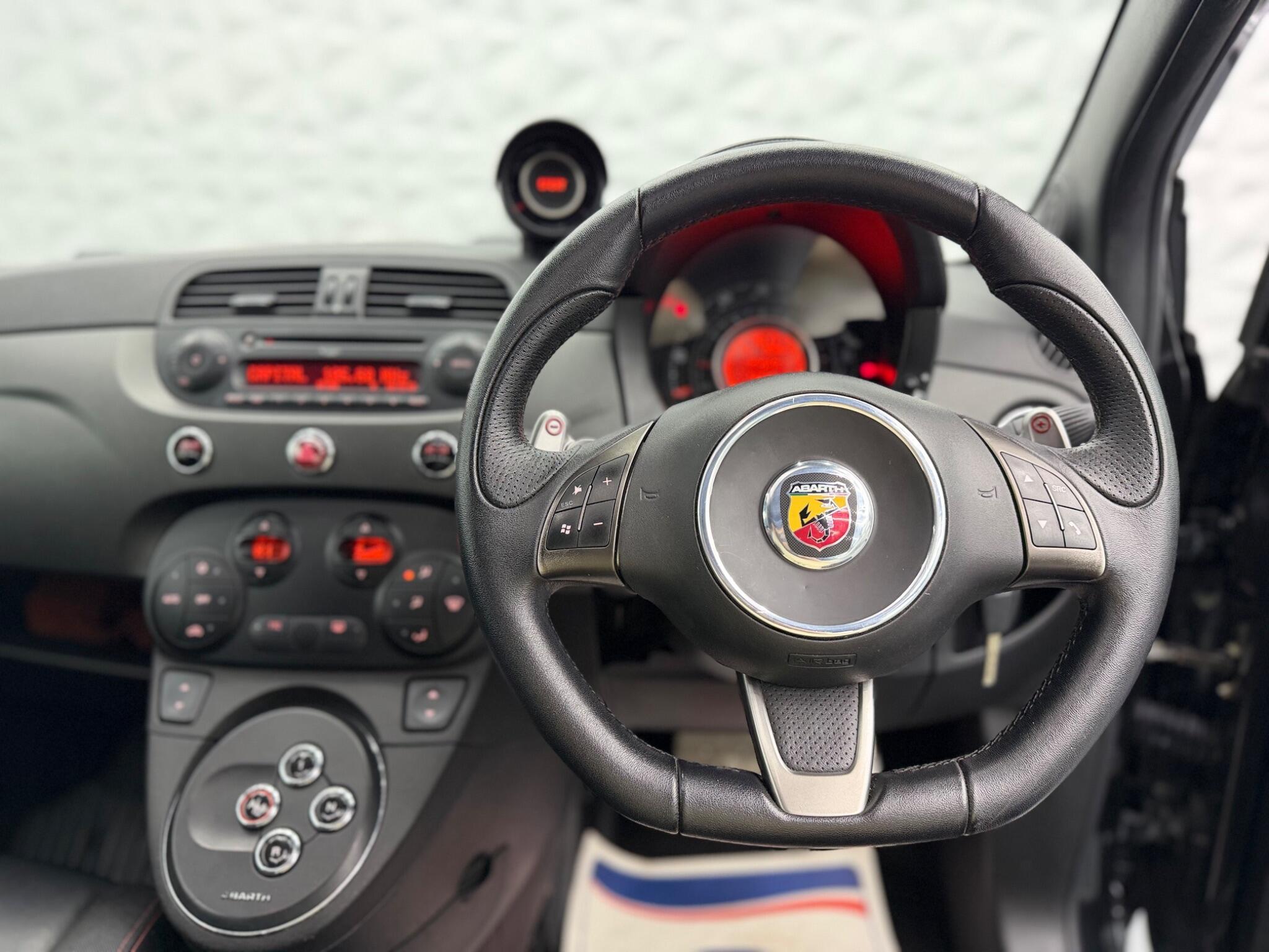 Abarth 595 - Image 34