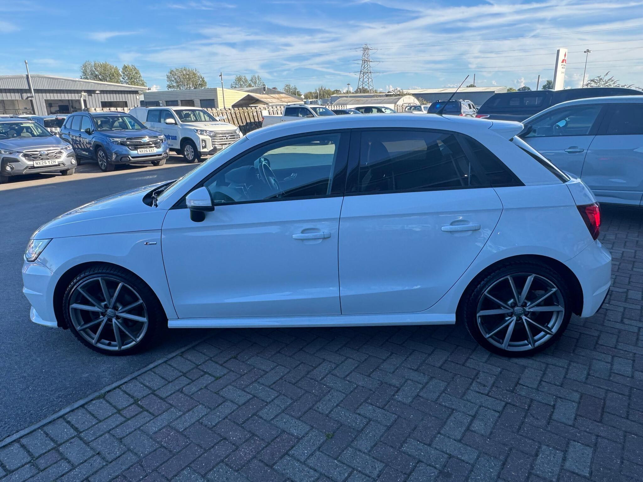 Audi A1 - Image 6