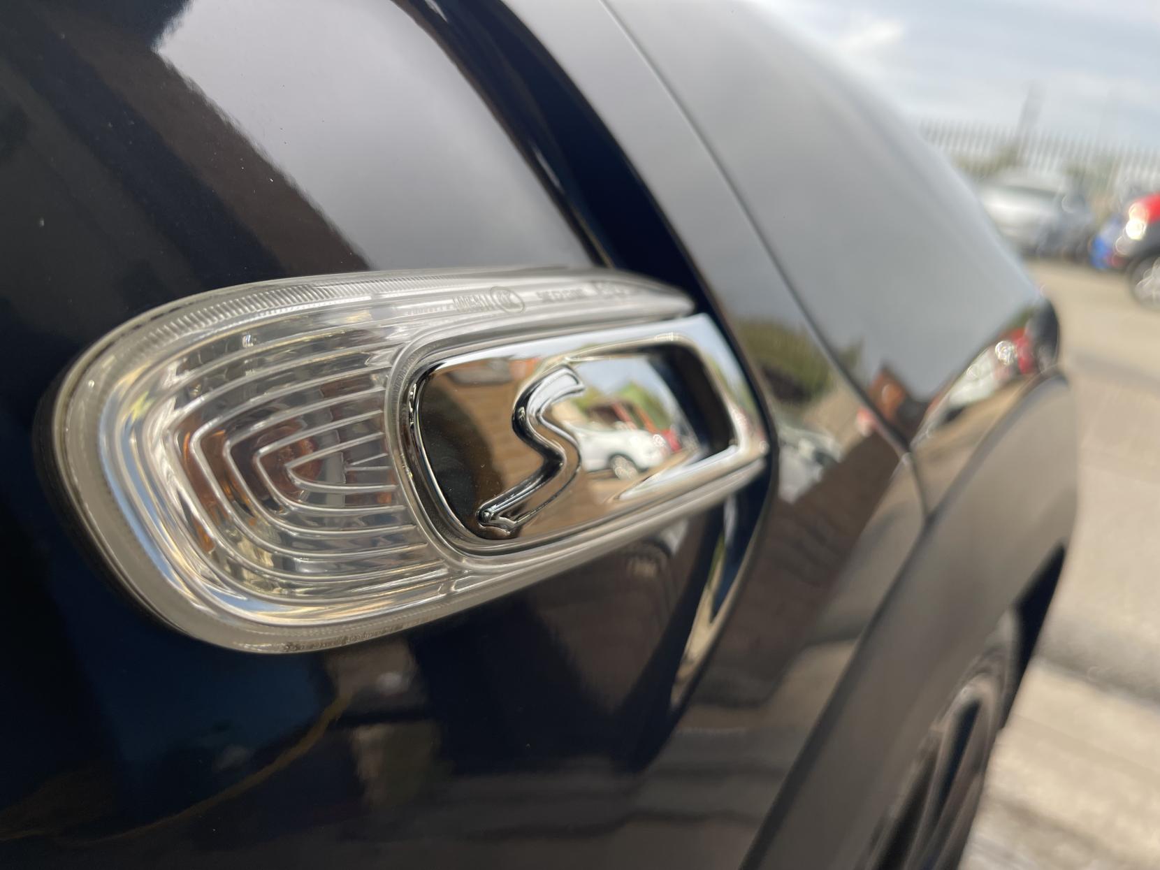 MINI Hatch - Image 12