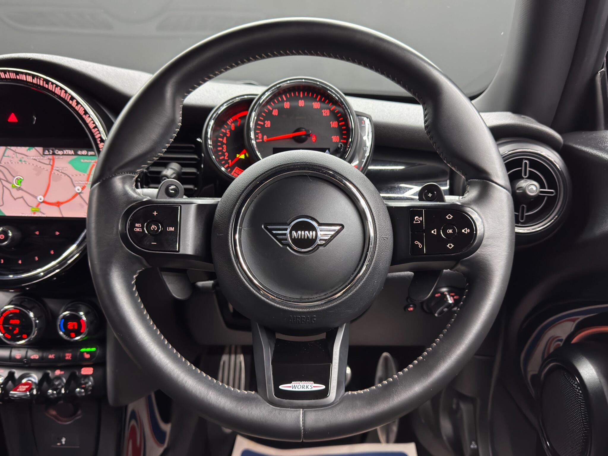 MINI Hatch - Image 18