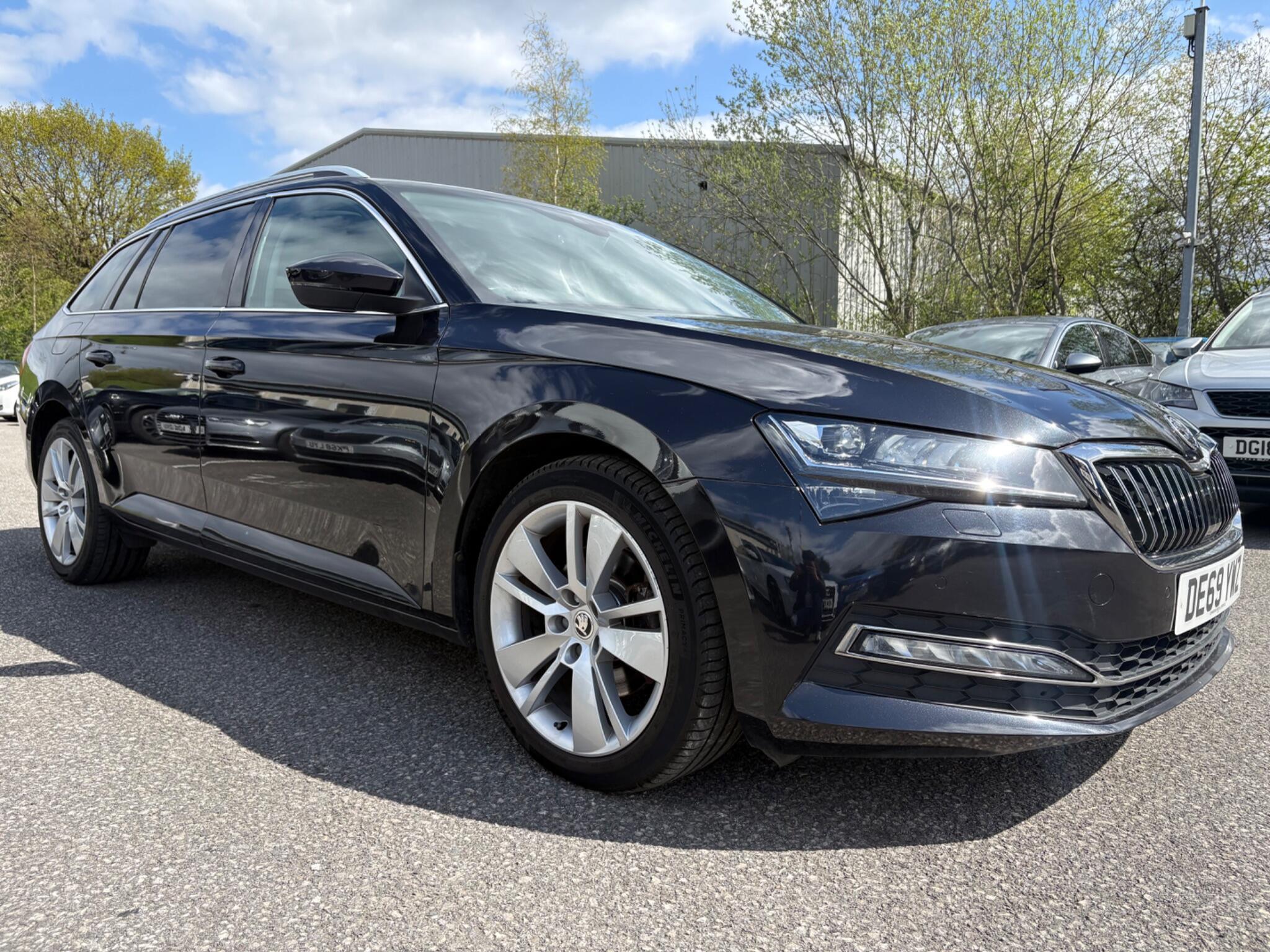 Skoda Superb - Image 24