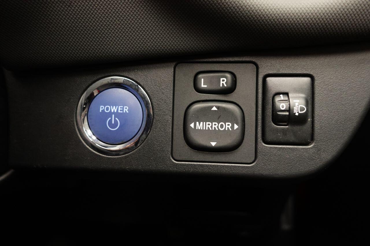 Toyota Yaris - Image 43