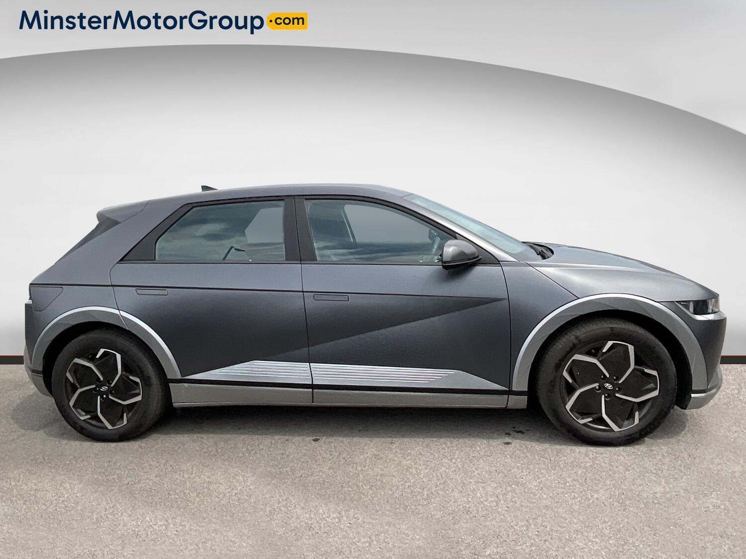 Hyundai Ioniq 5 - Image 2