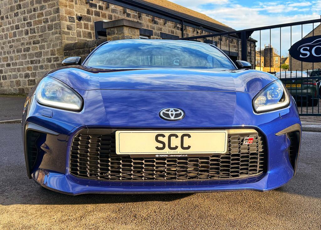 Toyota GR86 - Image 8