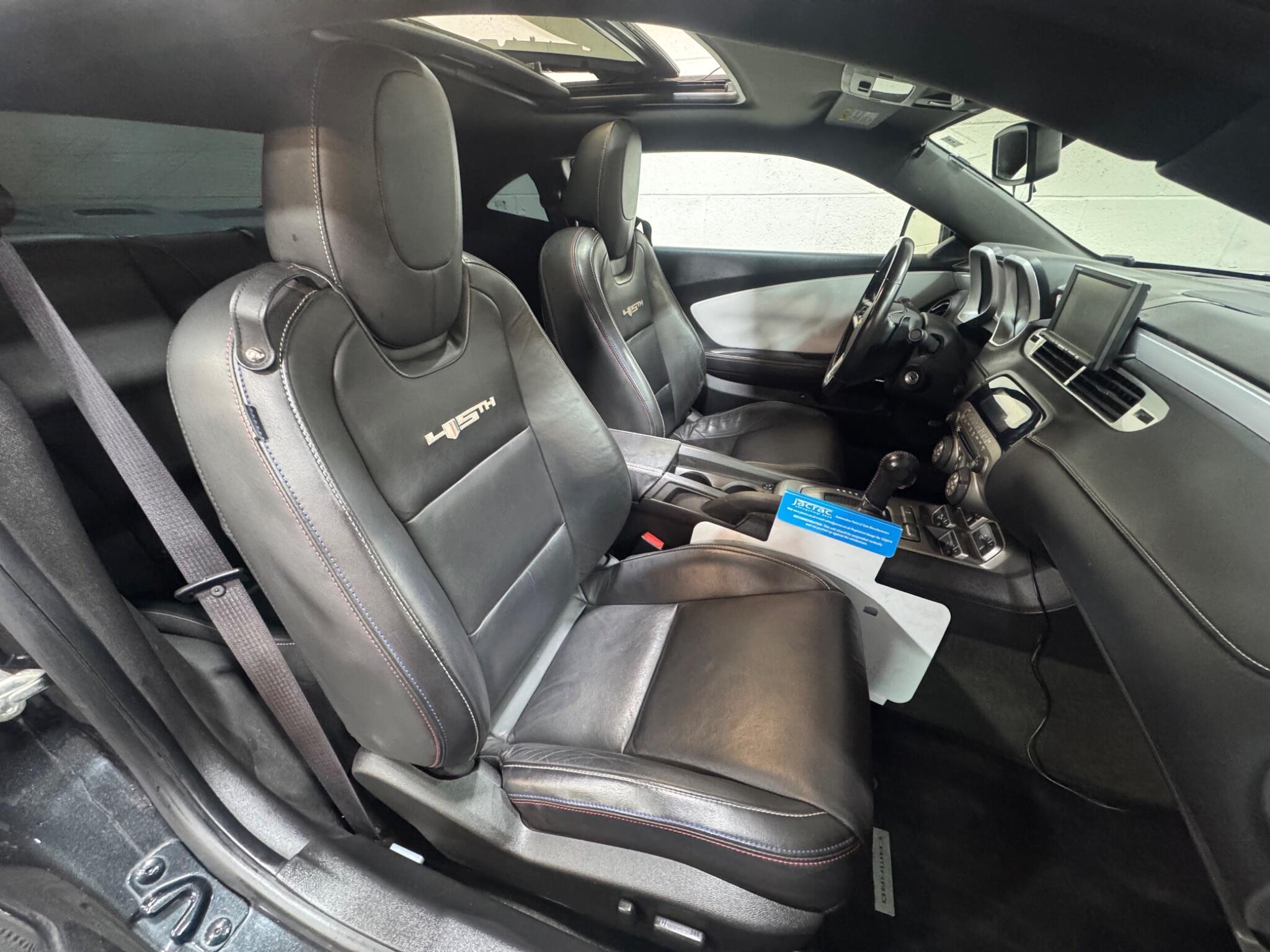 Chevrolet Camaro - Image 10