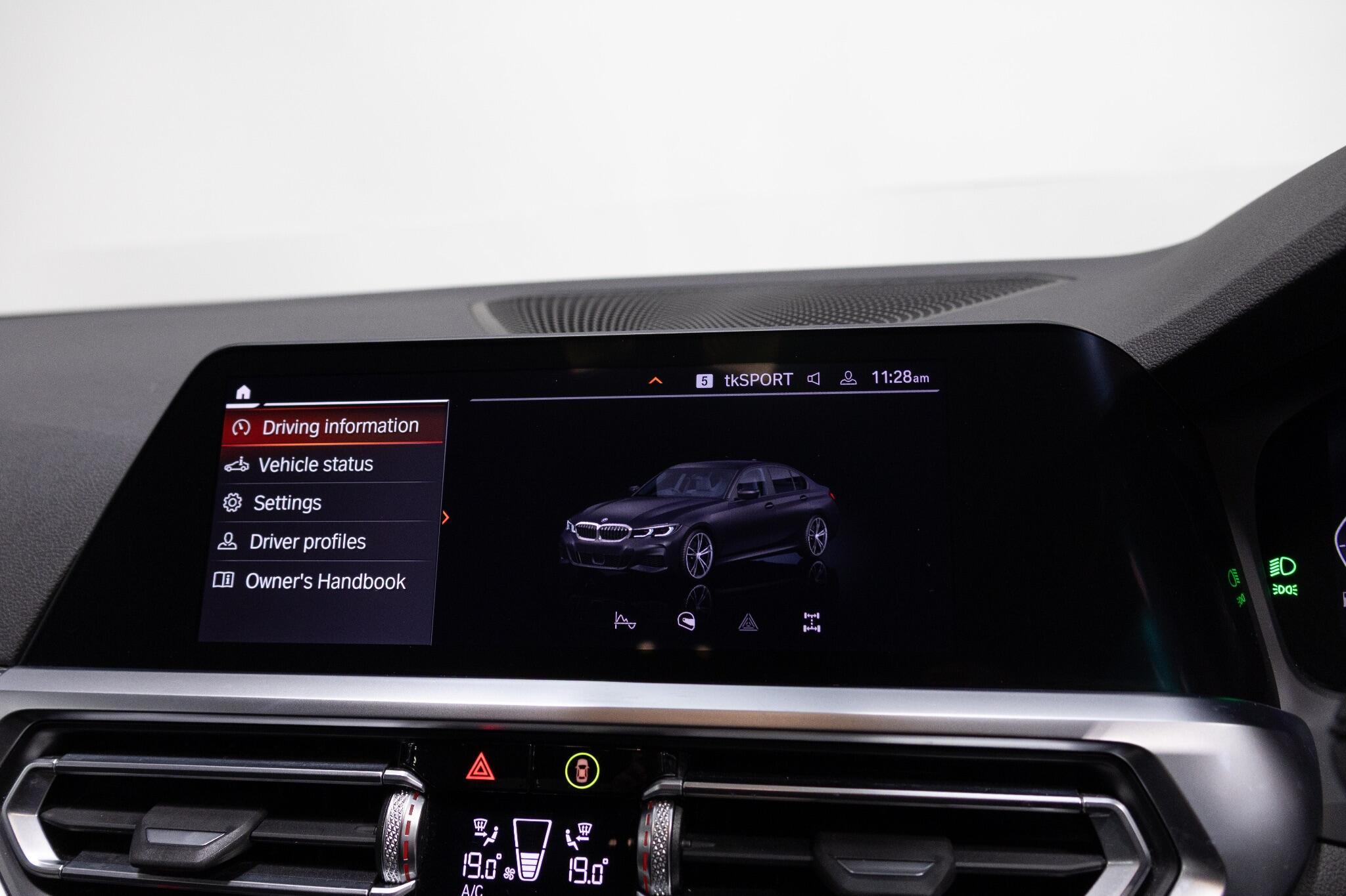 BMW 3 Series - Image 17