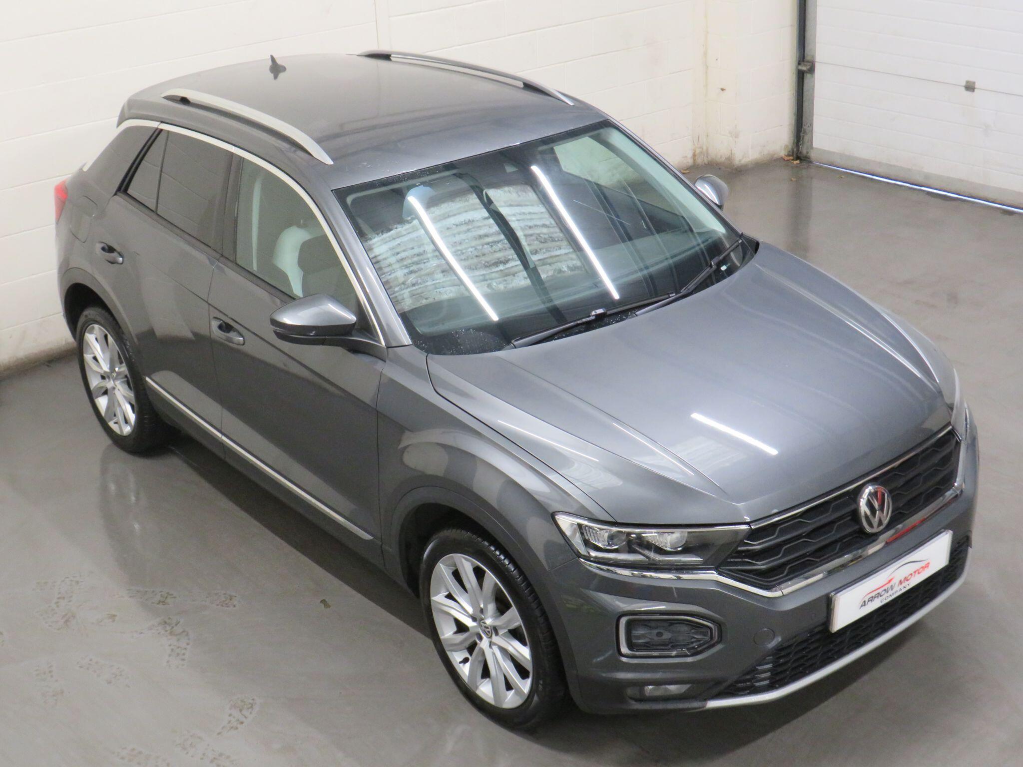 Volkswagen T-Roc - Image 12
