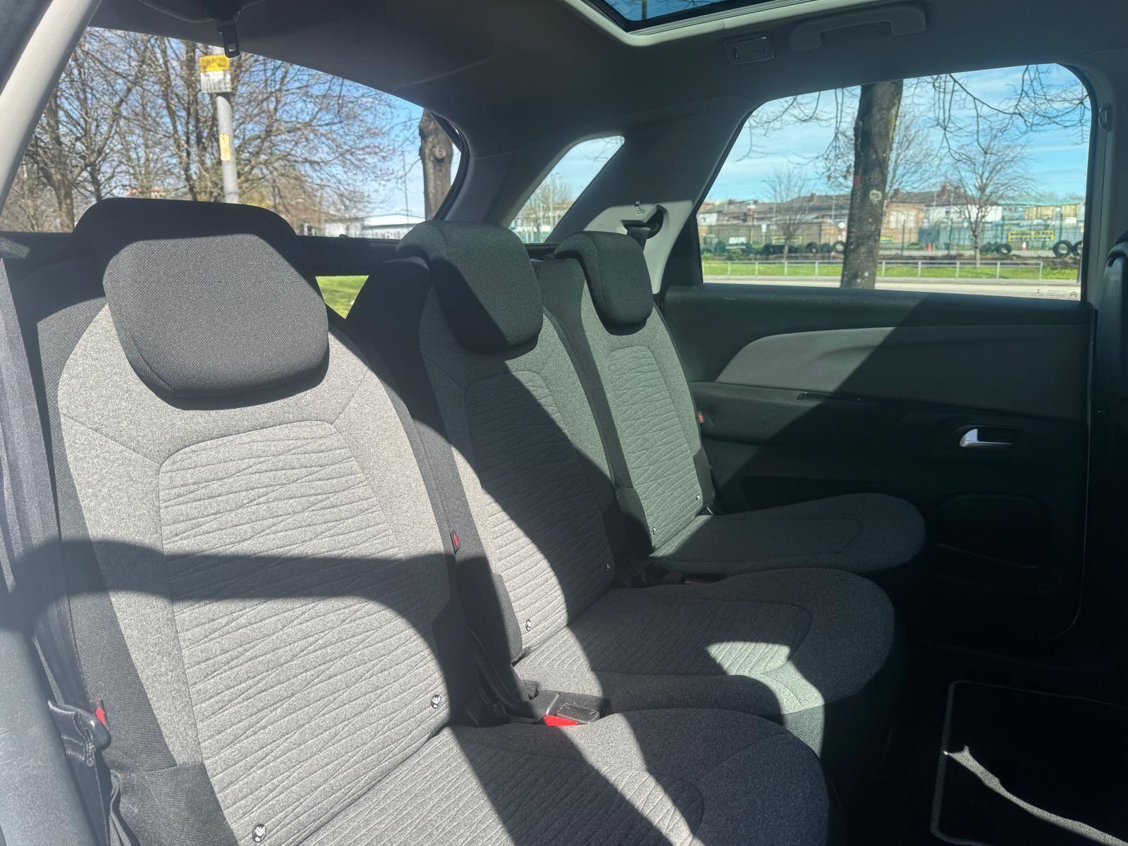 Citroen C4 Picasso - Image 30