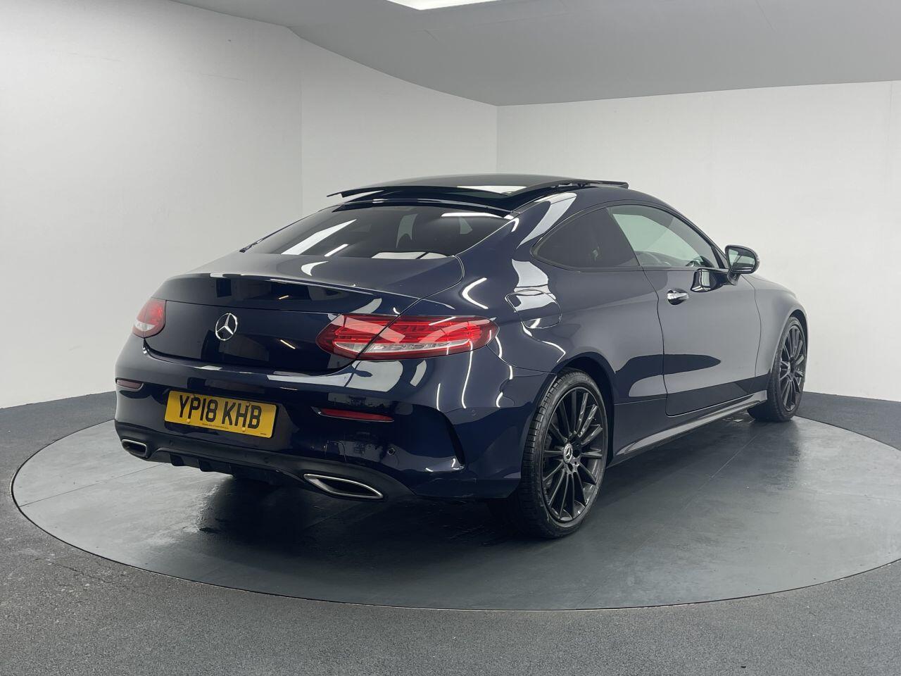 Mercedes C-Class - Image 27