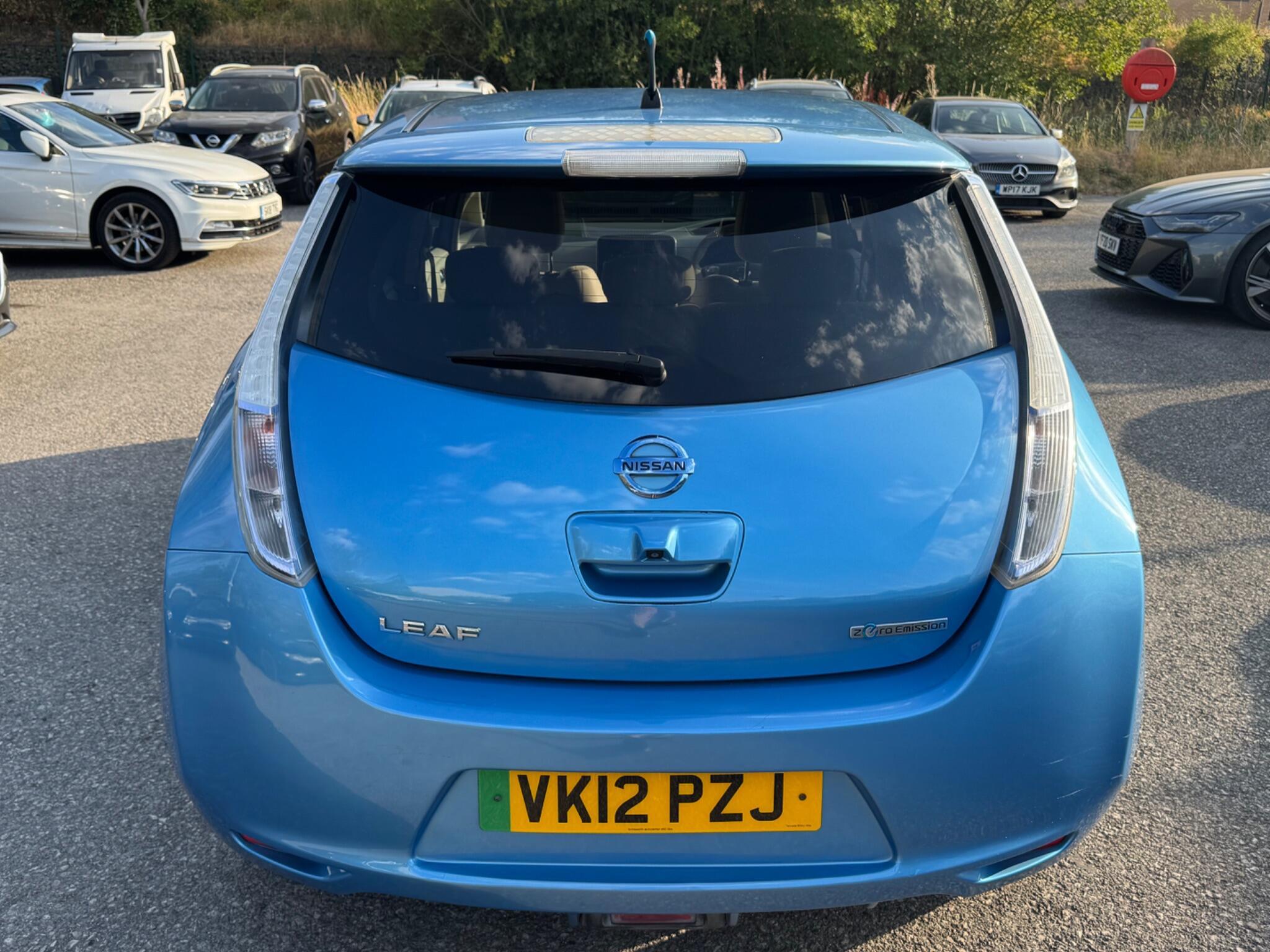 Nissan Leaf - Image 15