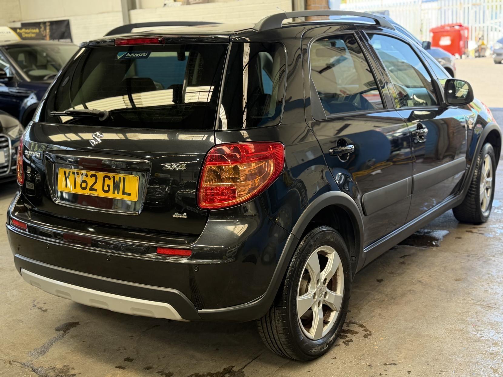 Suzuki SX4 - Image 8