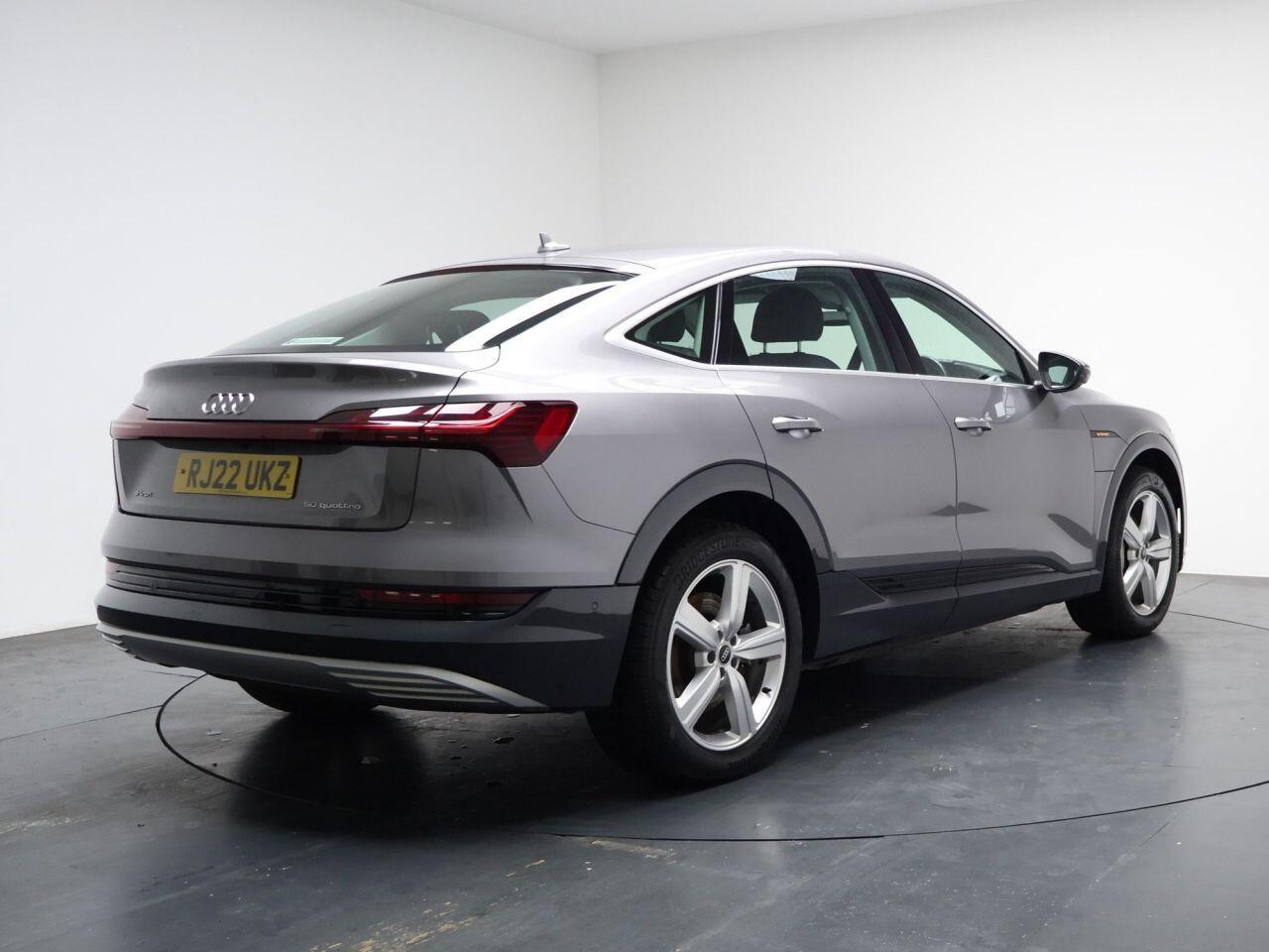 Audi E-Tron - Image 7