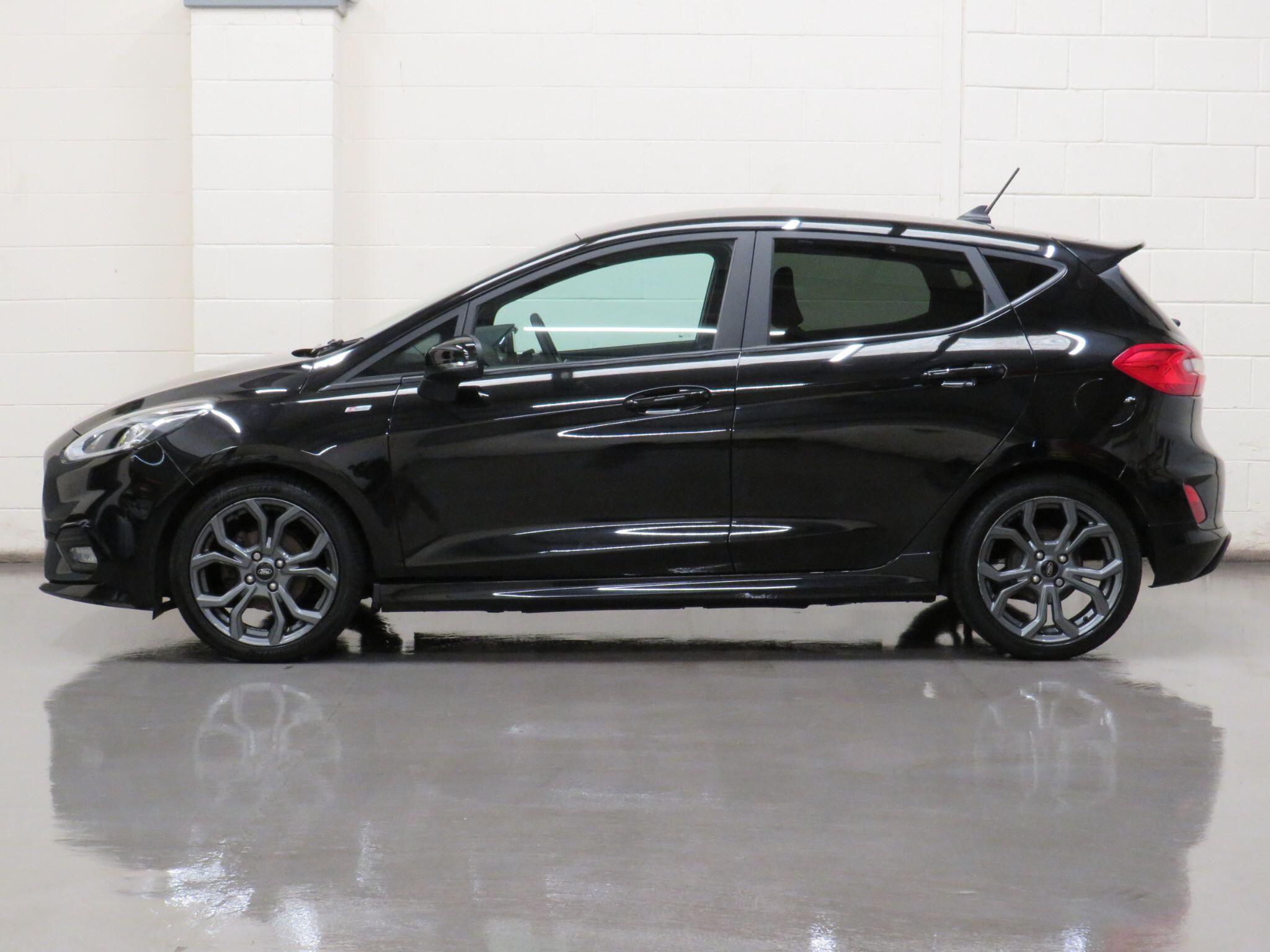 Ford Fiesta - Image 6