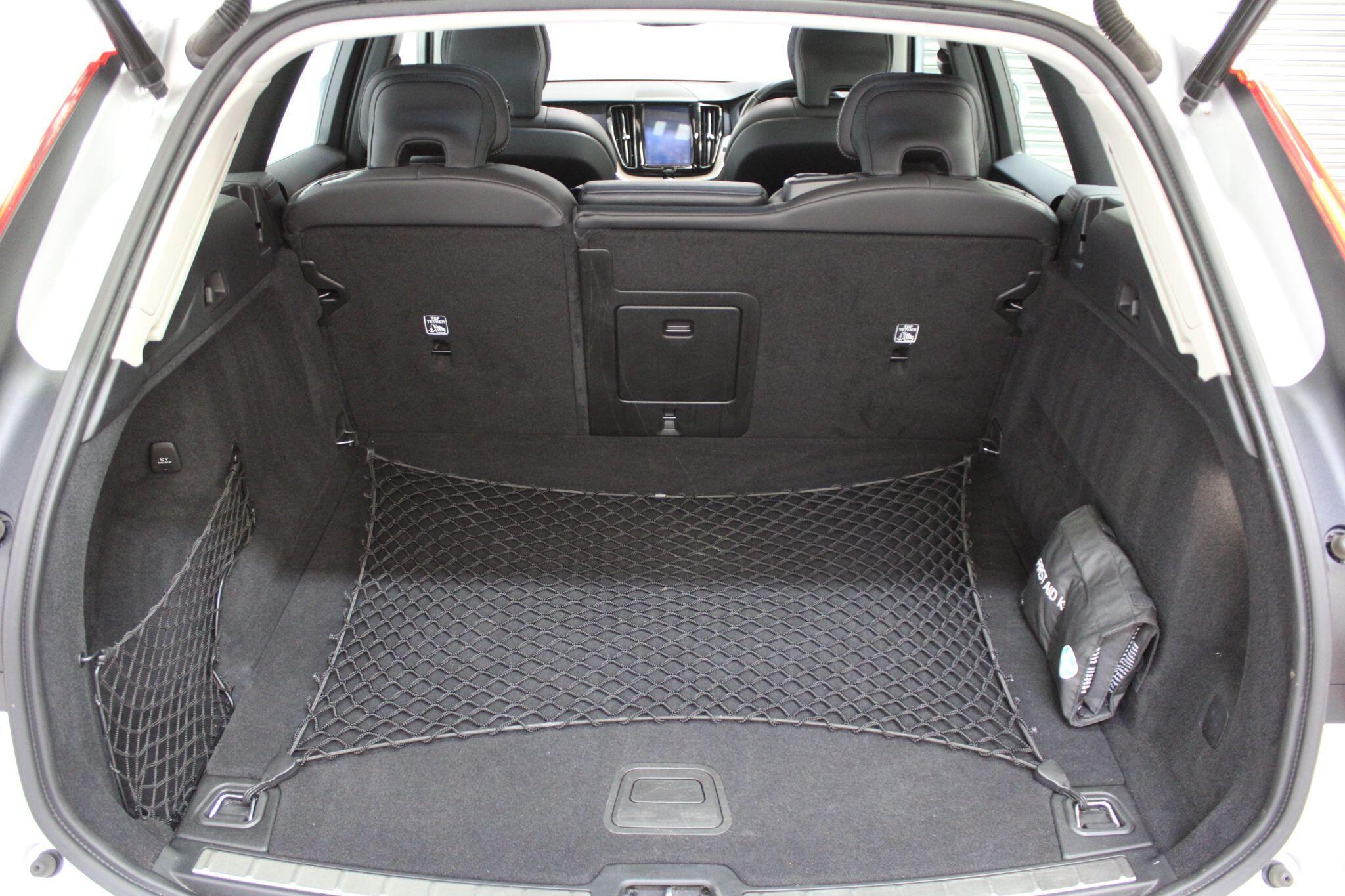 Volvo XC60 - Image 16