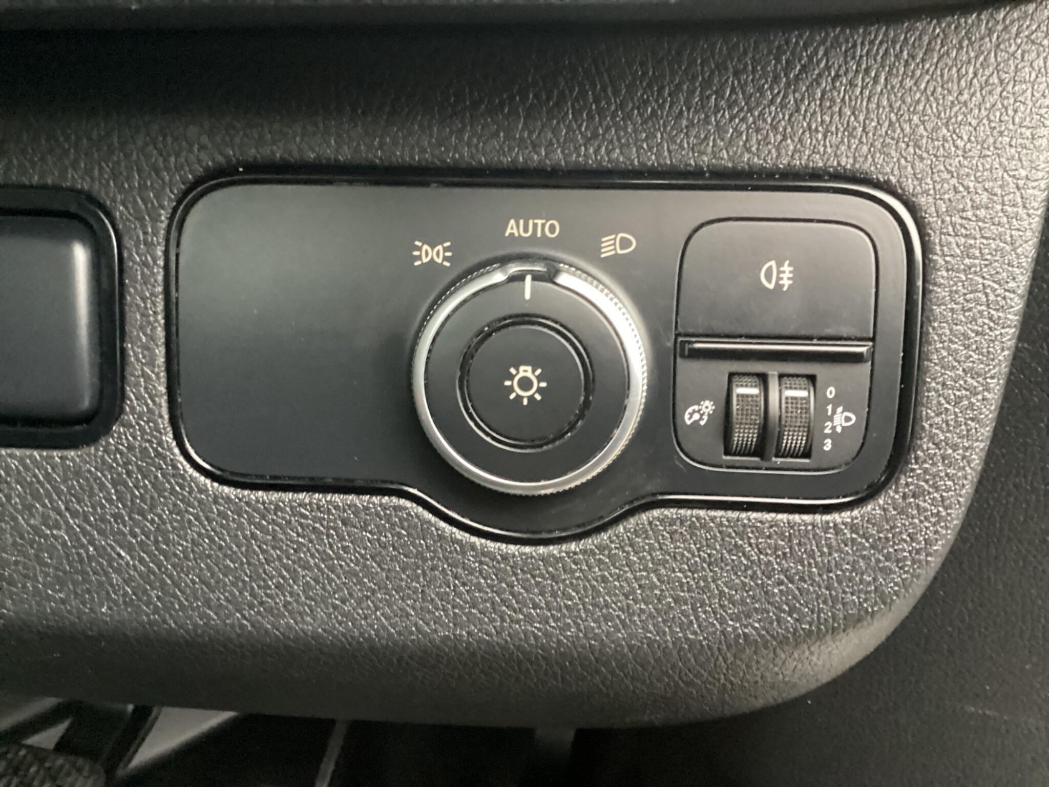 Mercedes Sprinter - Image 17