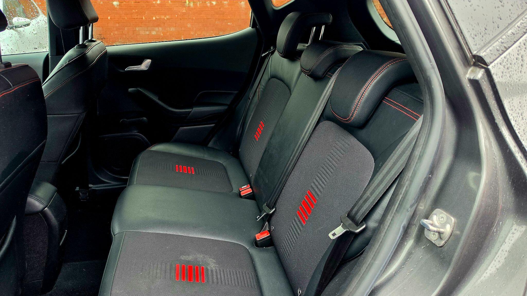 Ford Fiesta - Image 16