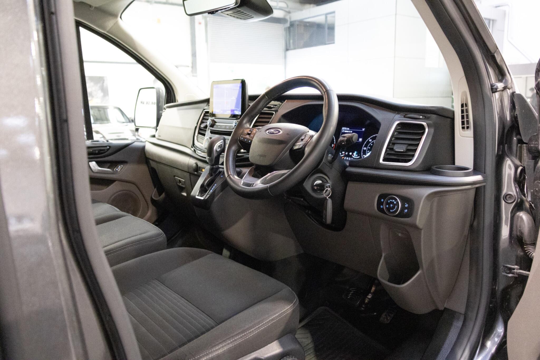 Ford Transit Custom - Image 12