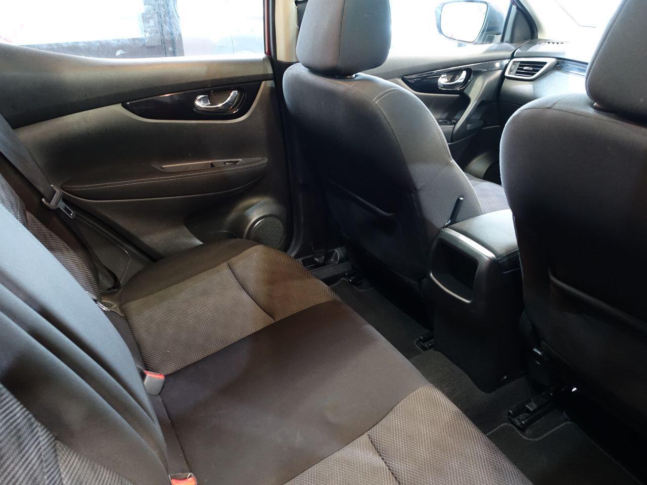 Nissan Qashqai - Image 17