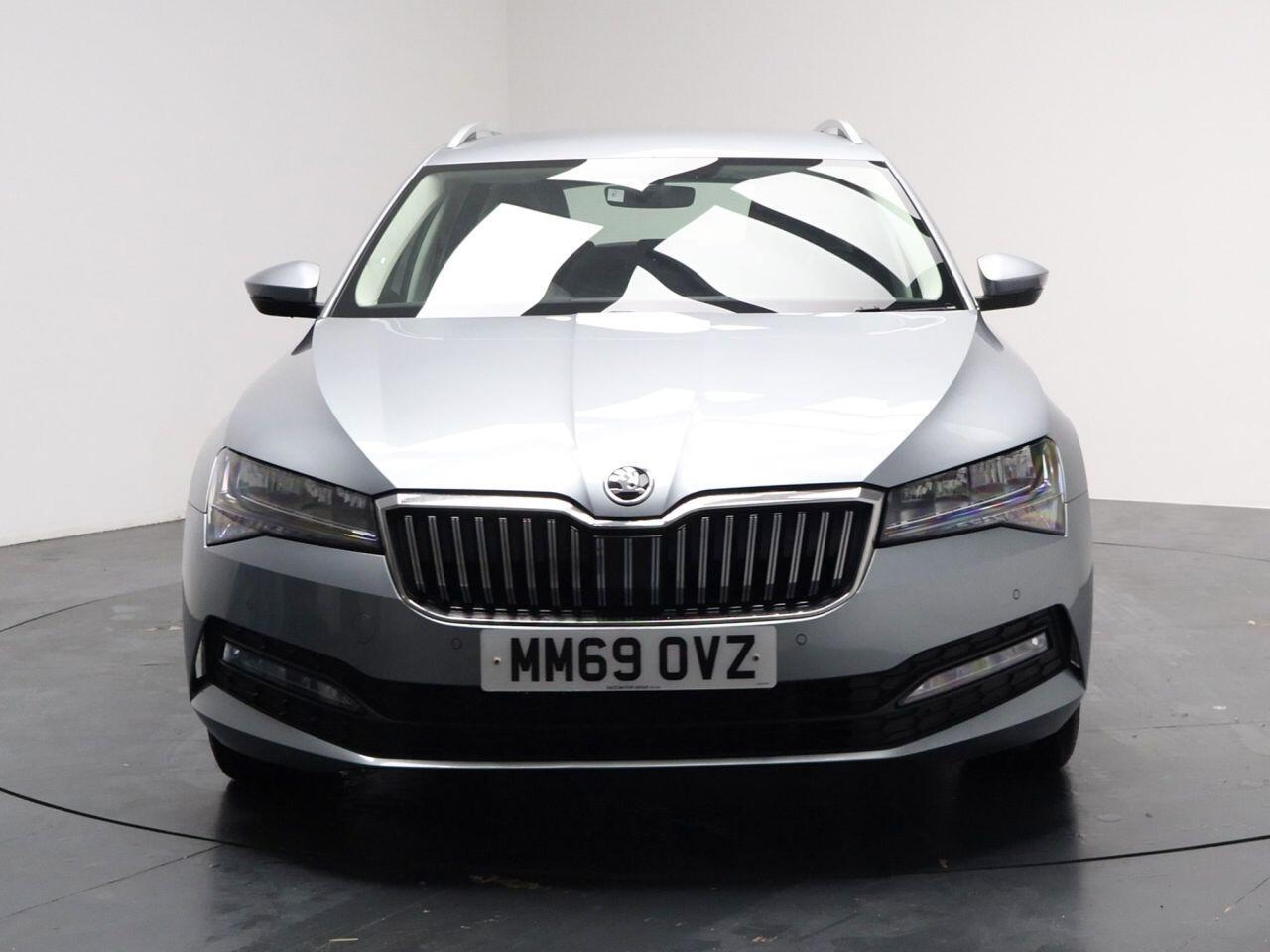 Skoda Superb - Image 4