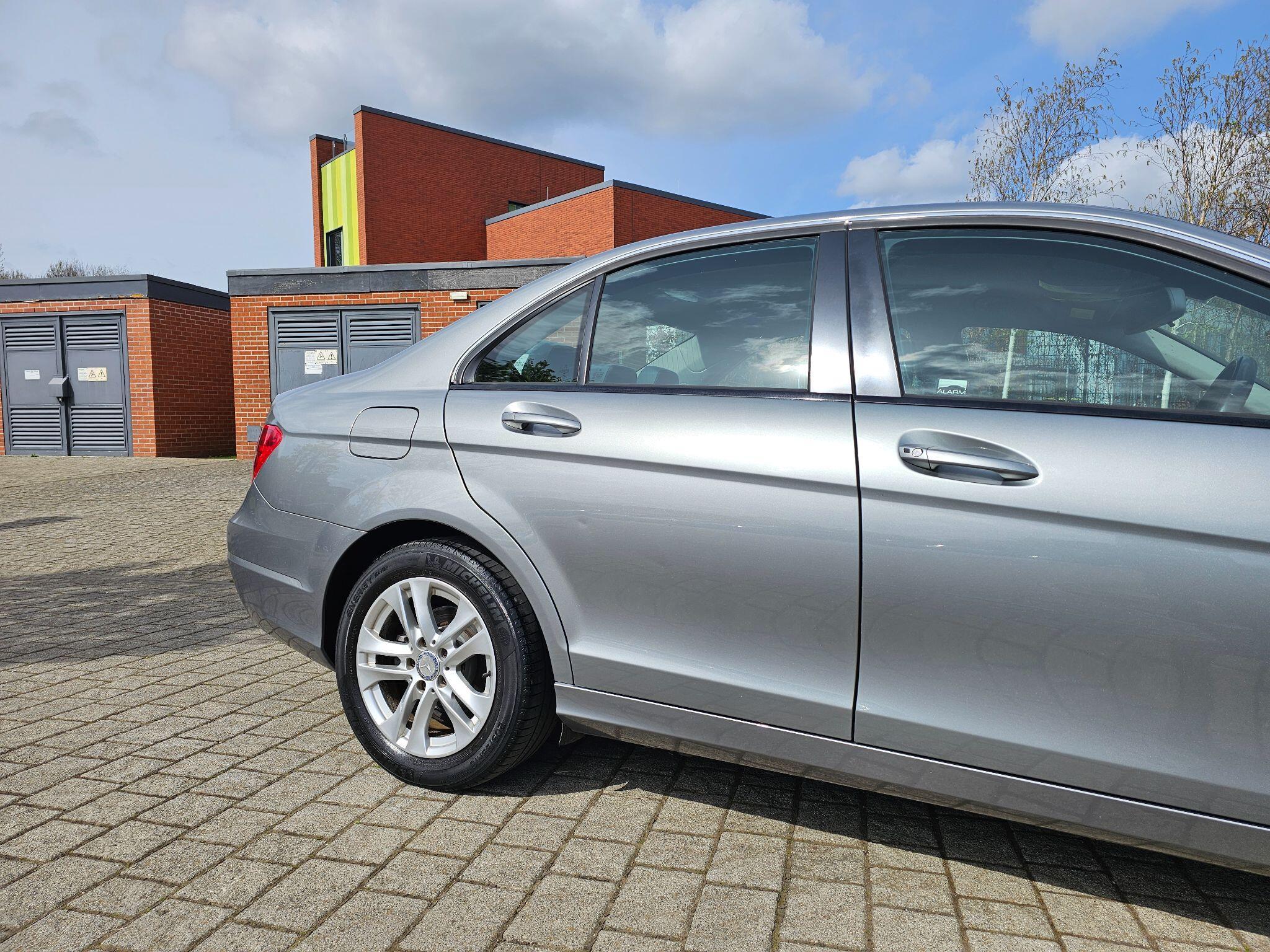 Mercedes C Class - Image 2