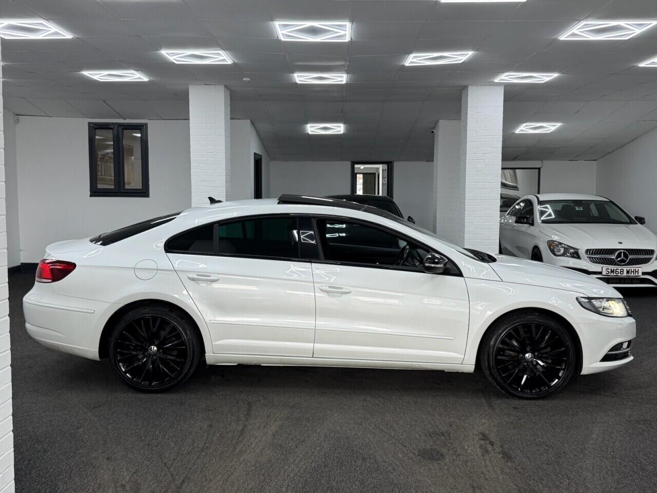Volkswagen CC - Image 5
