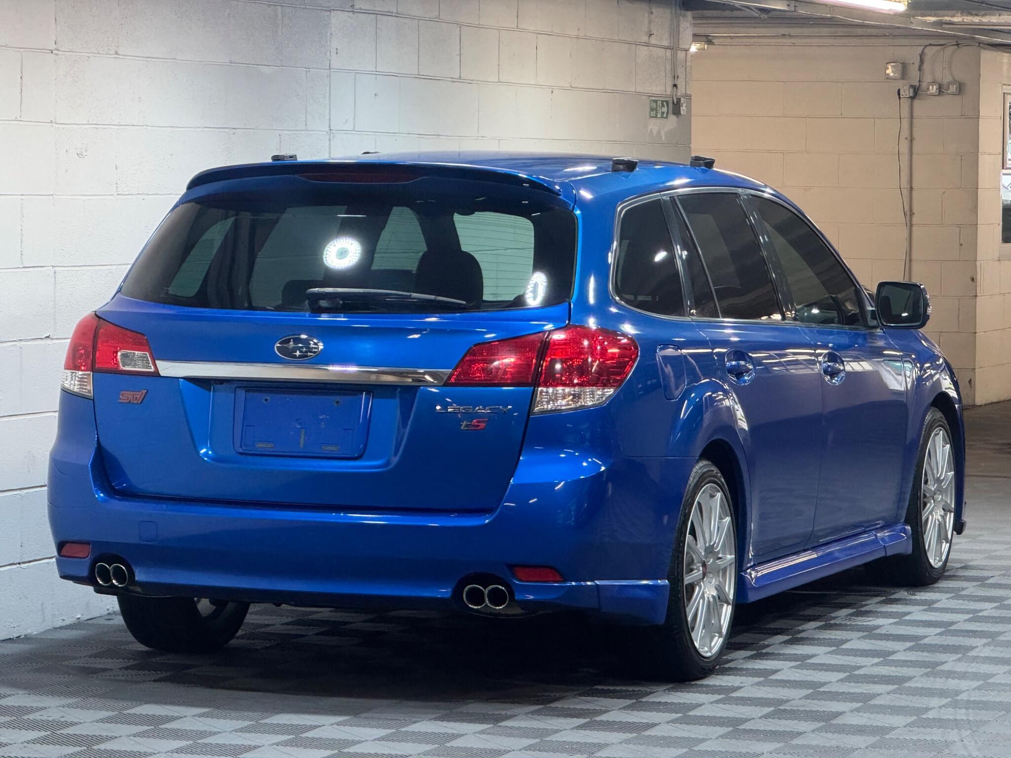 Subaru Legacy - Image 5