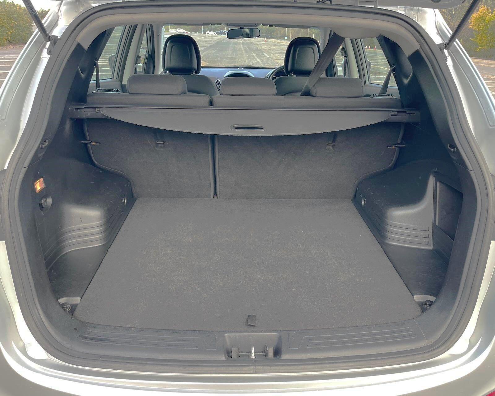 Hyundai ix35 - Image 37