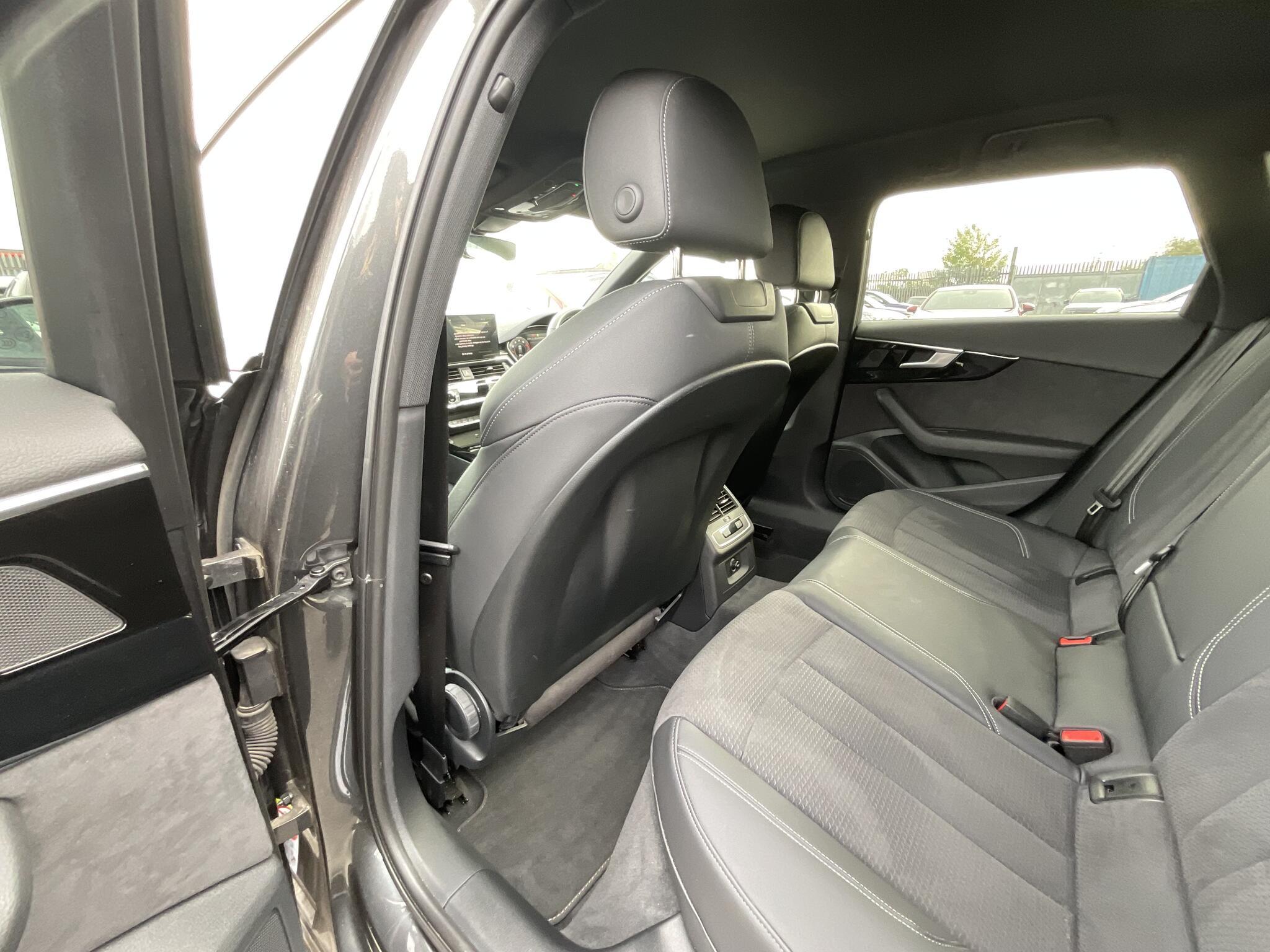 Audi A4 - Image 13