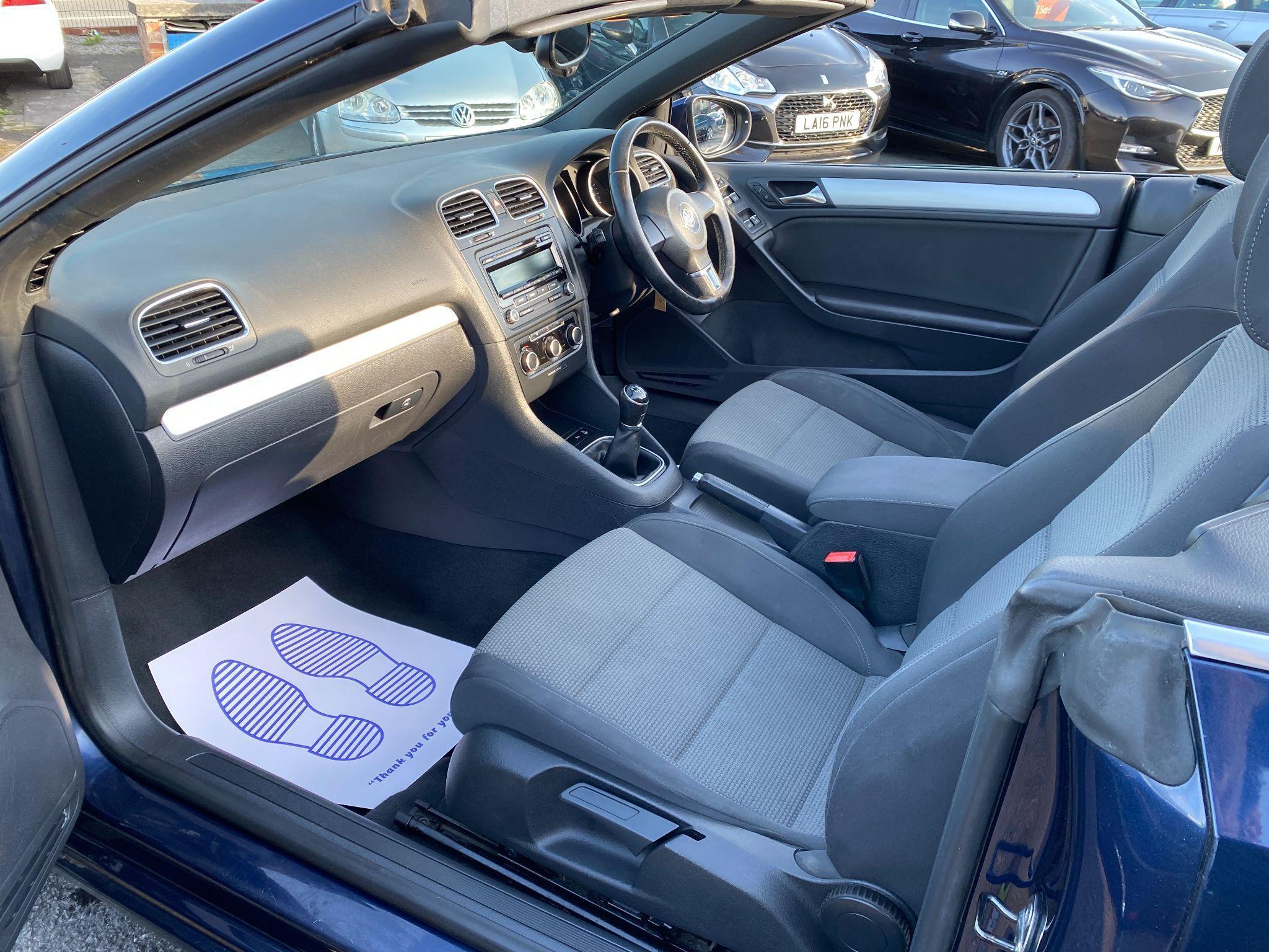 Volkswagen Golf - Image 28