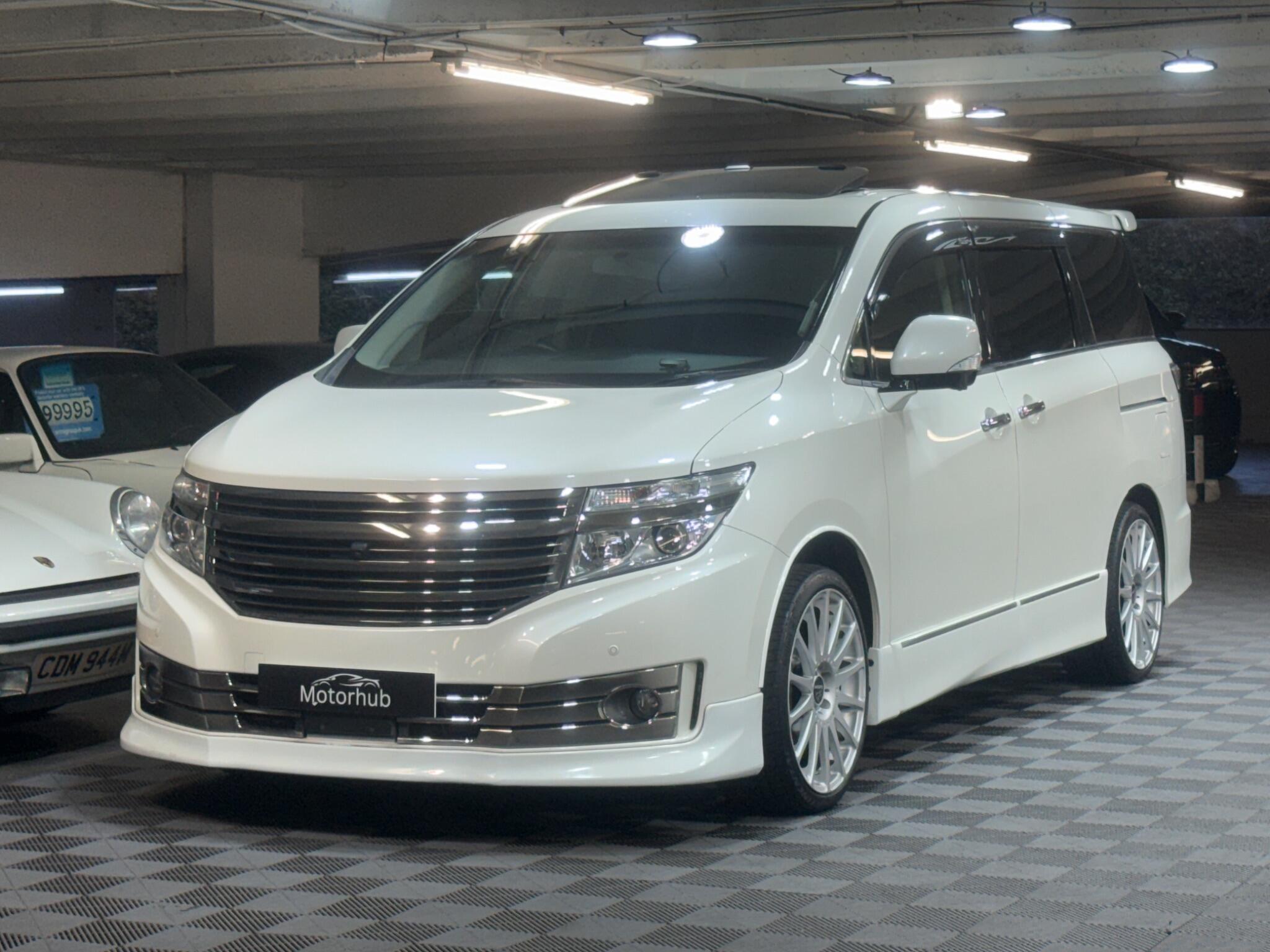 Nissan Elgrand - Image 7