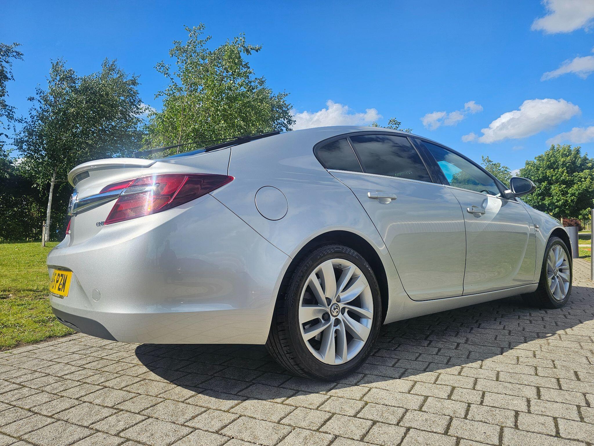 Vauxhall Insignia - Image 16