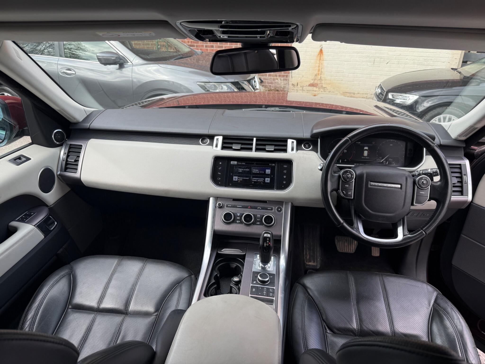 Land Rover RANGE ROVER SPORT - Image 20