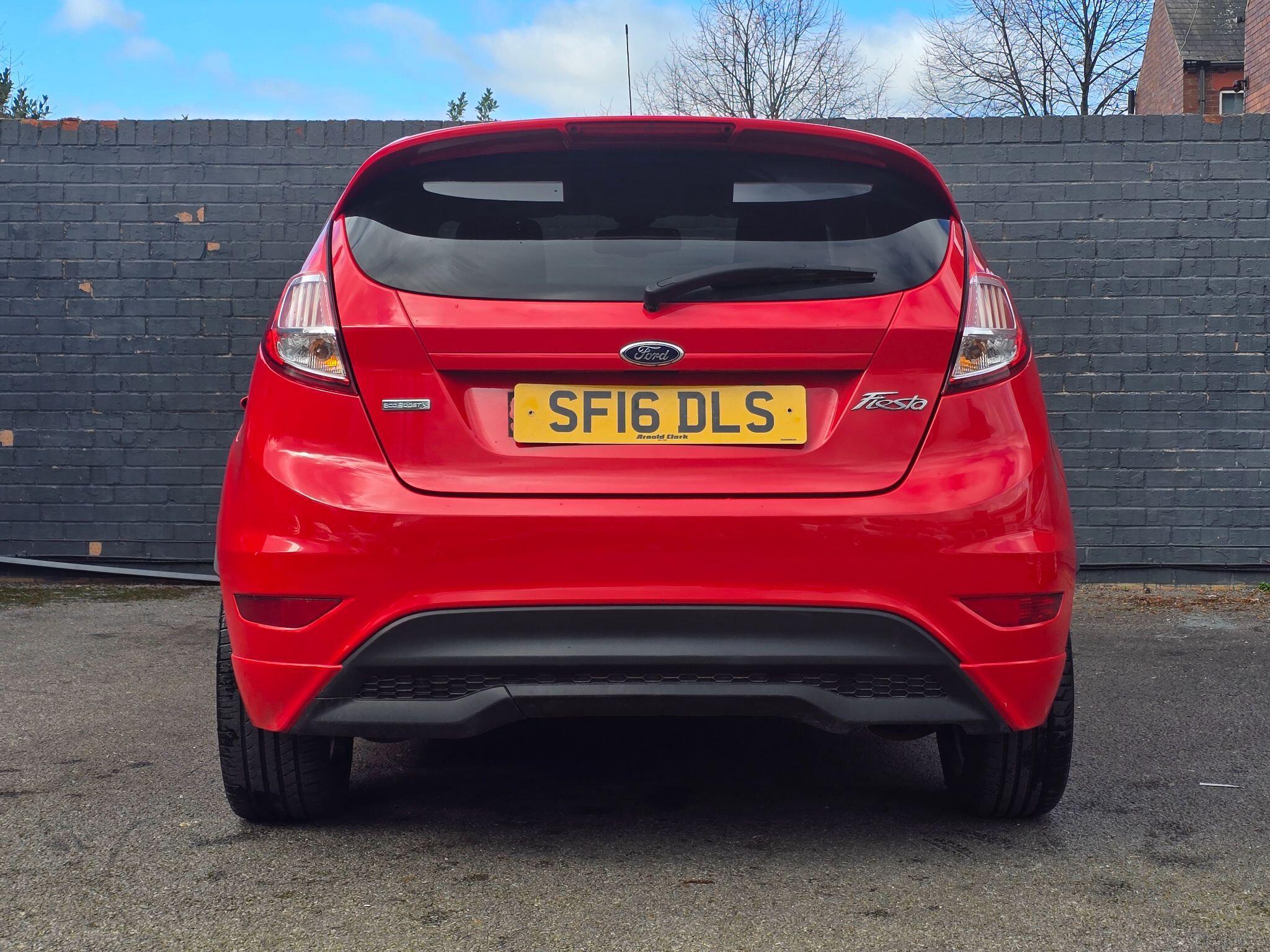 Ford Fiesta - Image 3
